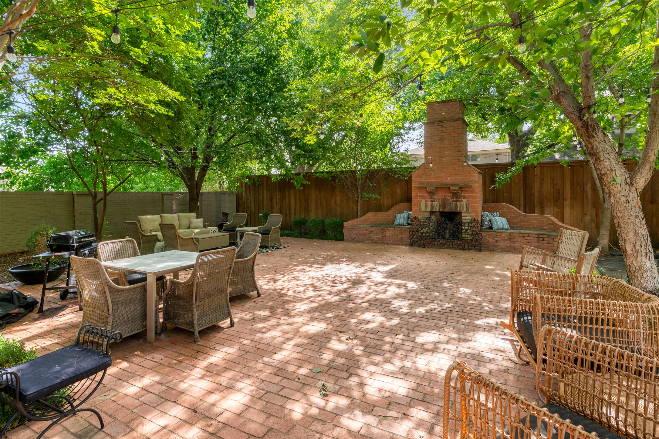 4522 Walnut Hill Lane