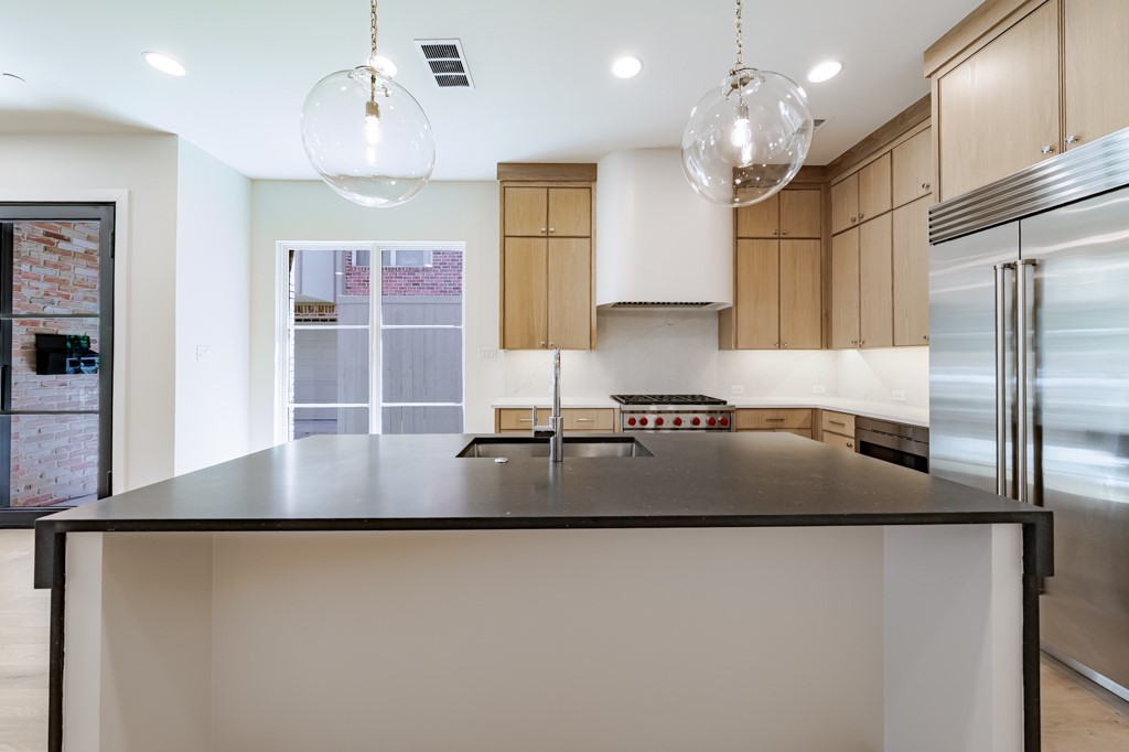 4129 Grassmere