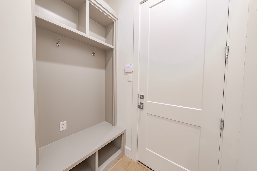 4129 Grassmere