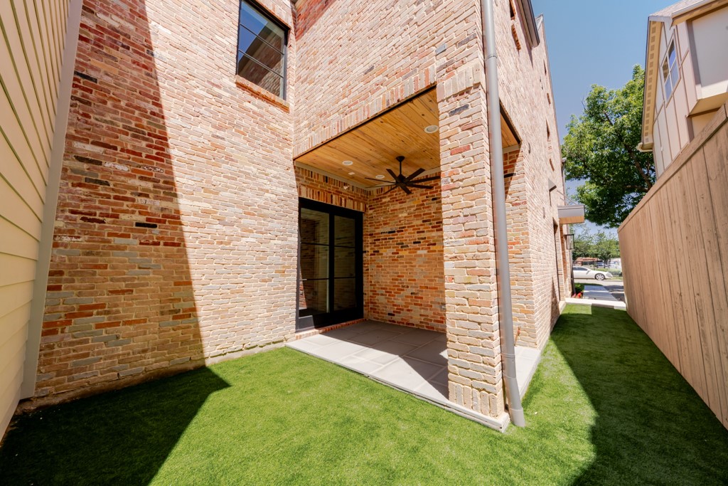 4131 Grassmere Lane