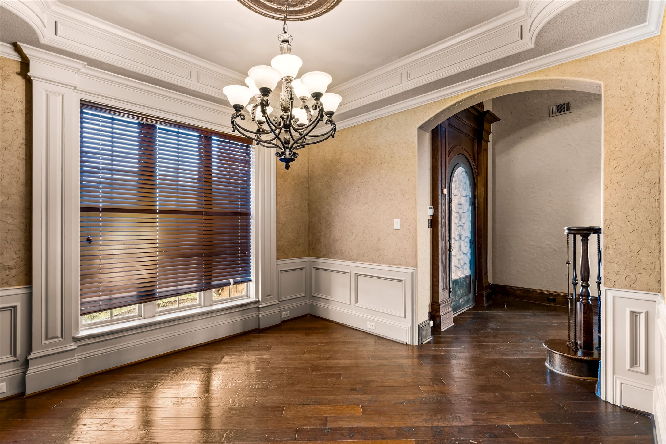 12817 Singleton Drive