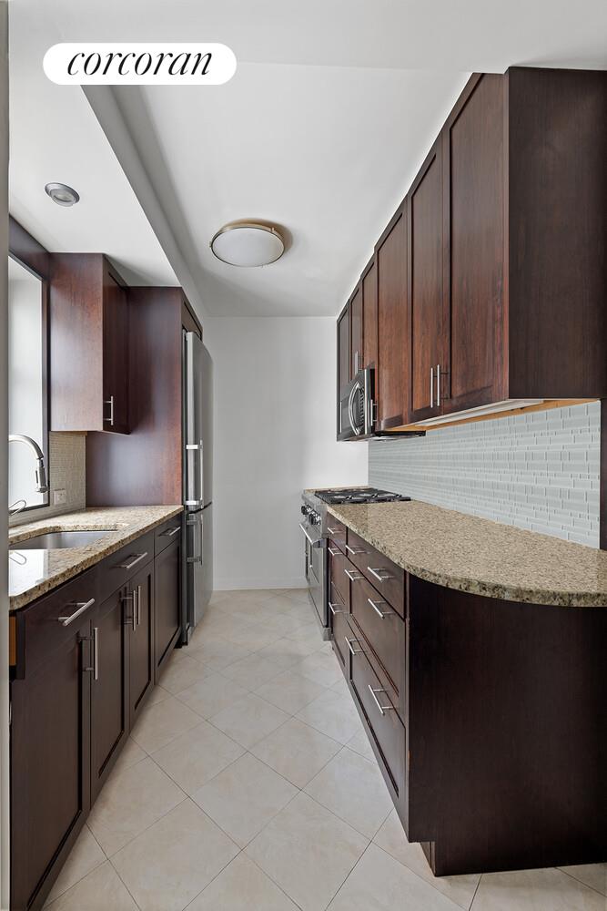 200 E 57TH Street 6H