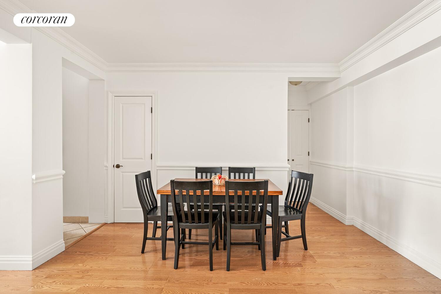 200 E 57TH Street 18M