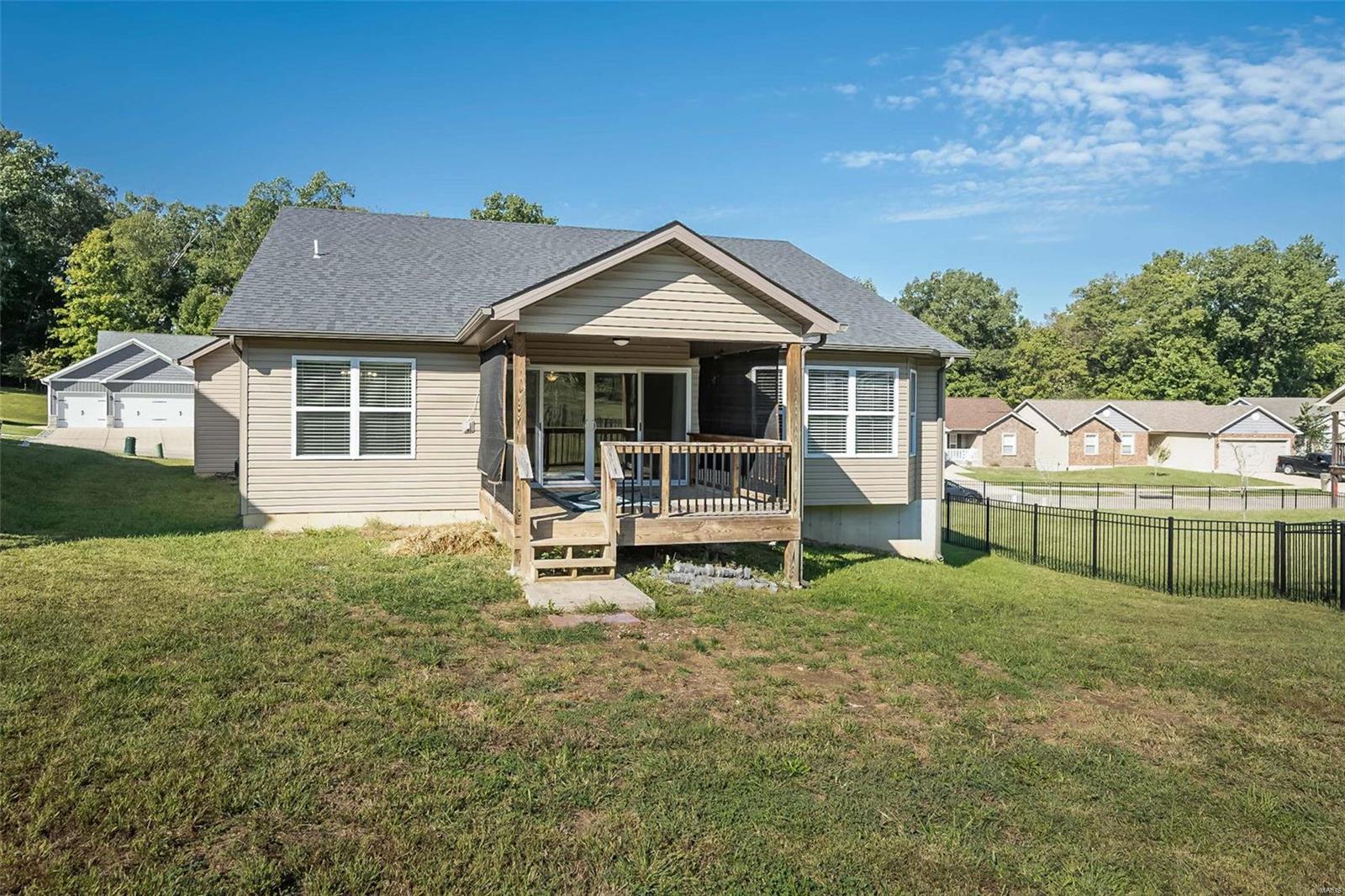 1382 Farnman Drive