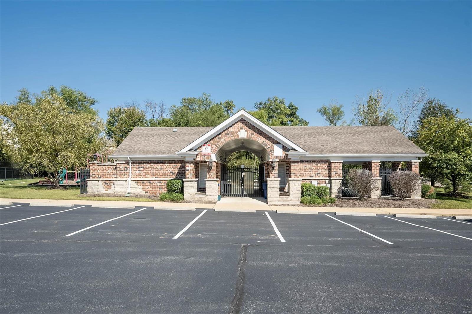 1382 Farnman Drive