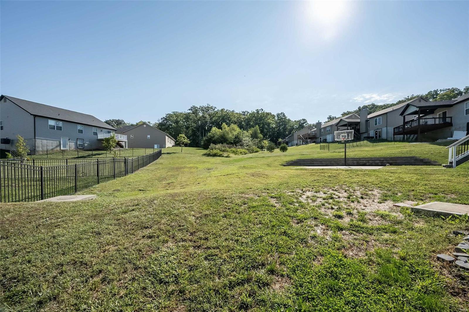 1382 Farnman Drive