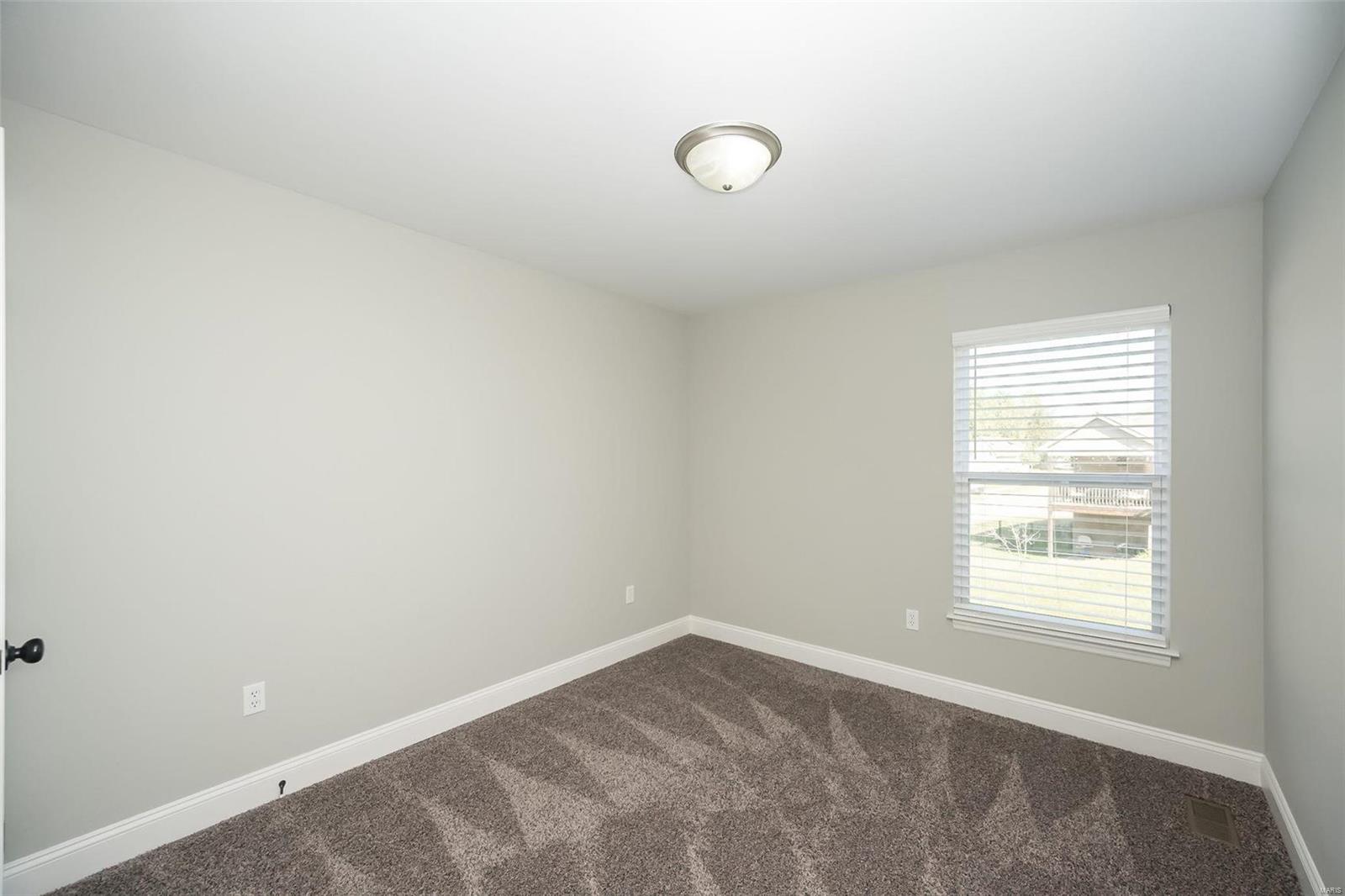 1382 Farnman Drive