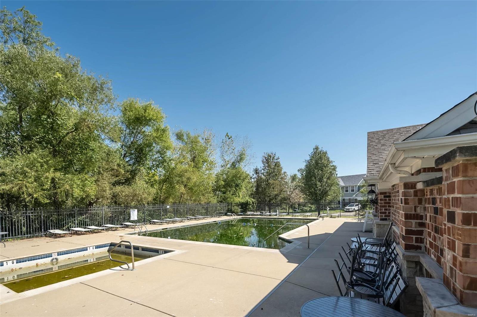 1382 Farnman Drive