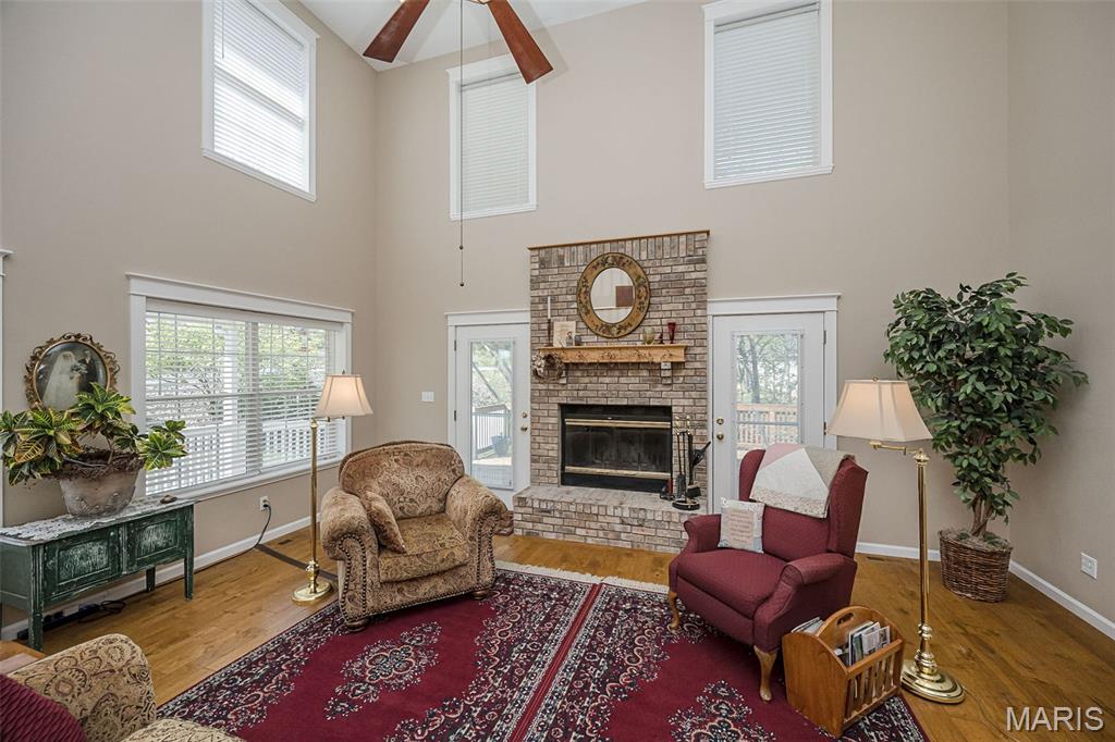 1529 Paradise Valley Drive