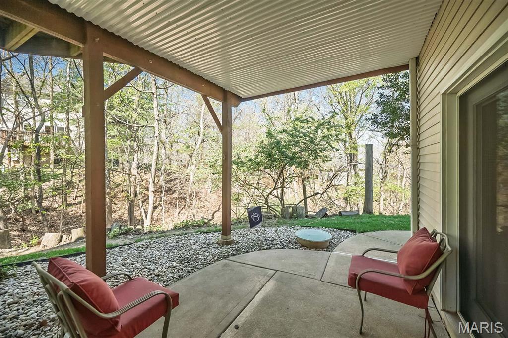 1529 Paradise Valley Drive