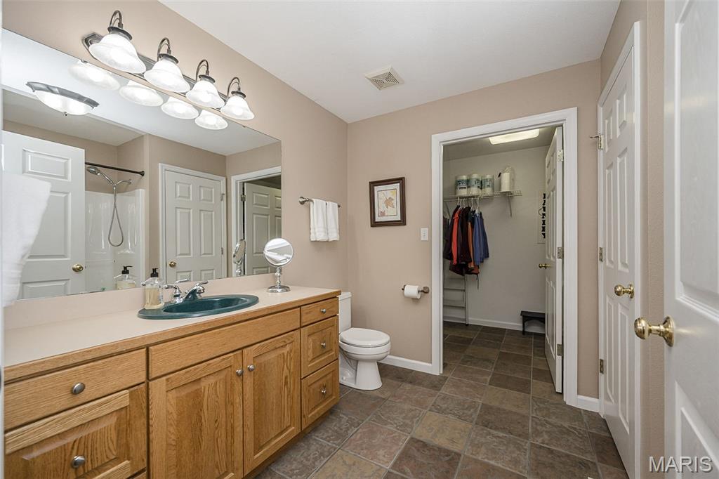 1529 Paradise Valley Drive