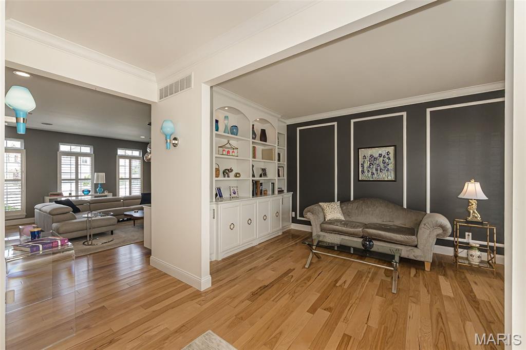 46 Heritage Pointe Circle