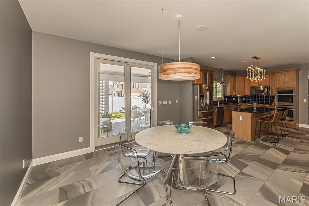 46 Heritage Pointe Circle
