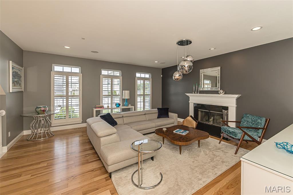 46 Heritage Pointe Circle