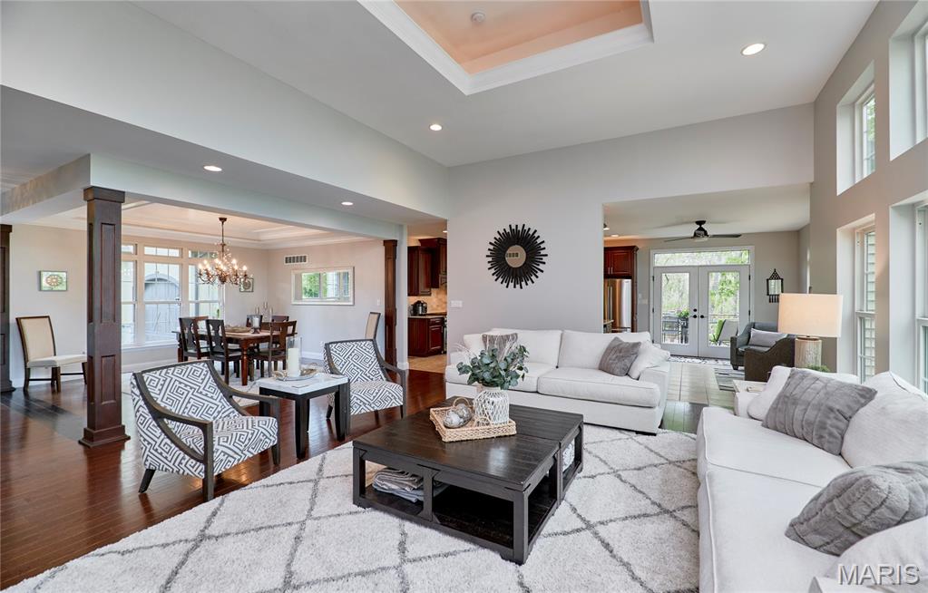 1275 Diamond Valley Drive