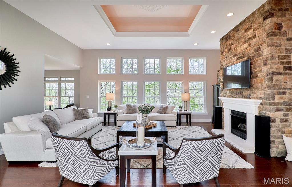 1275 Diamond Valley Drive