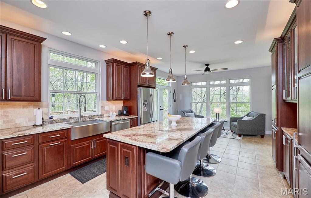 1275 Diamond Valley Drive