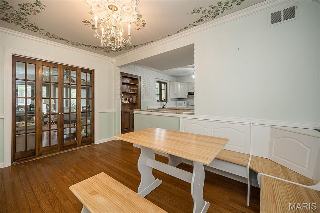 1119 Cheshire Lane