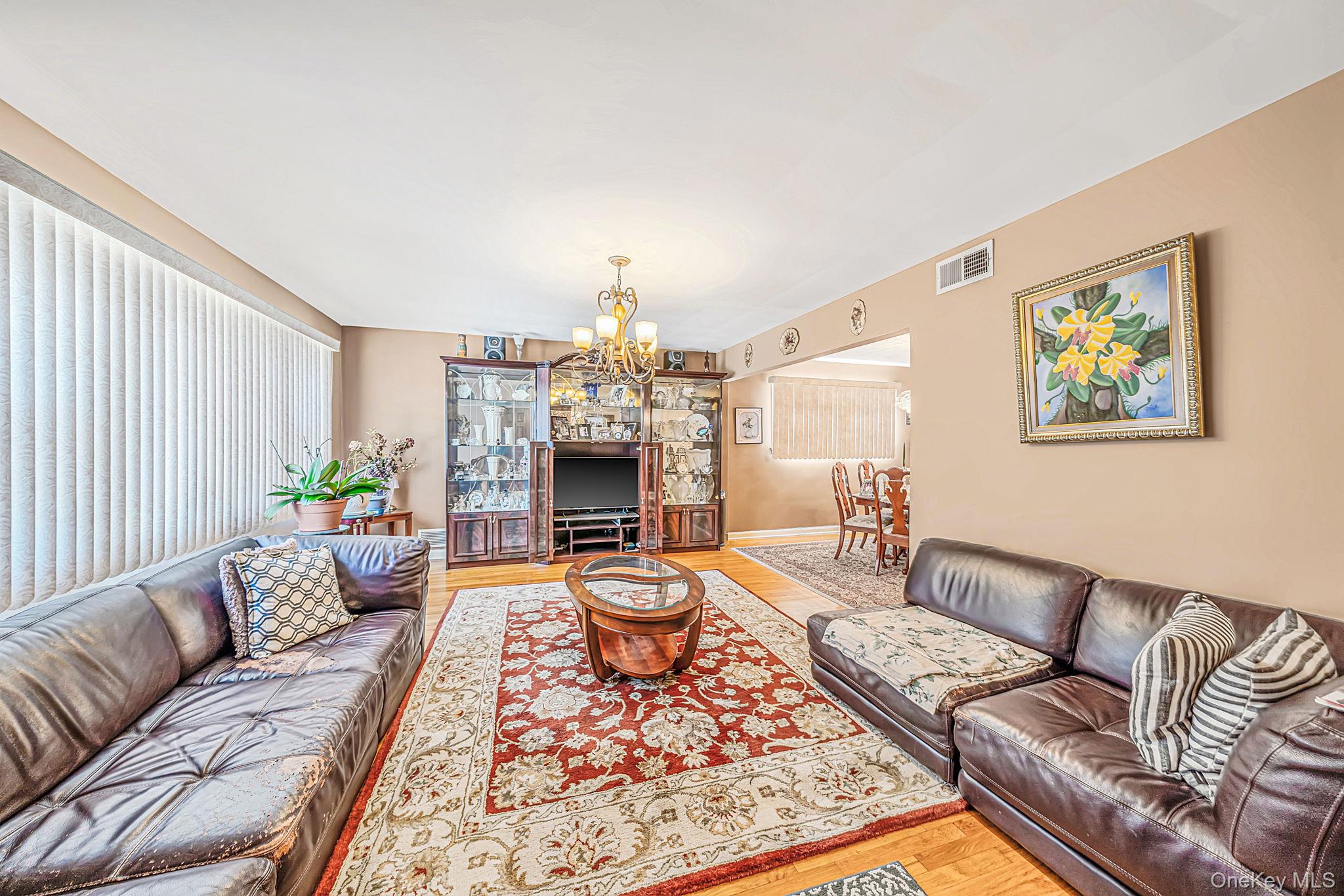 8618 164th Street