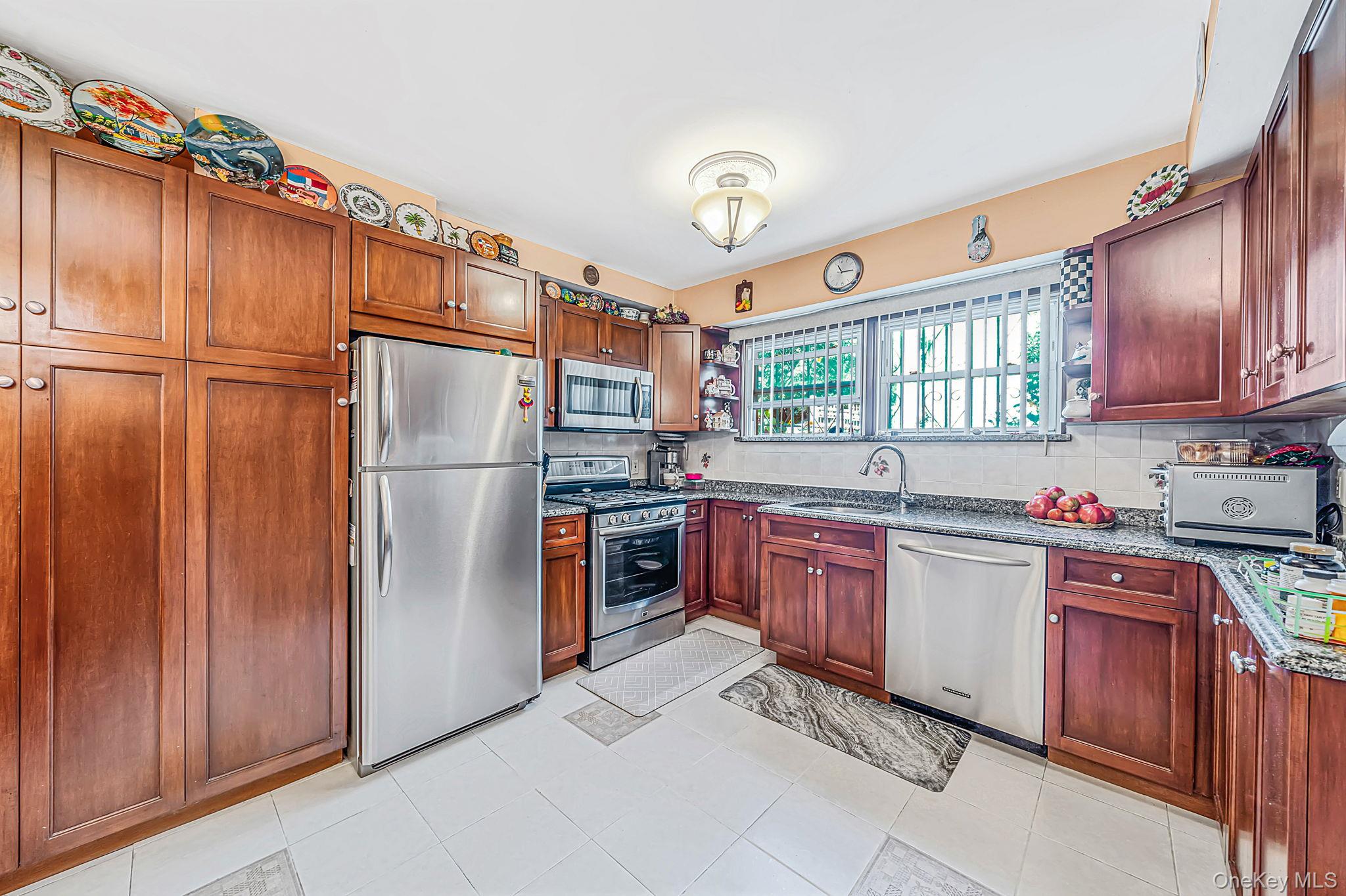 8618 164th Street
