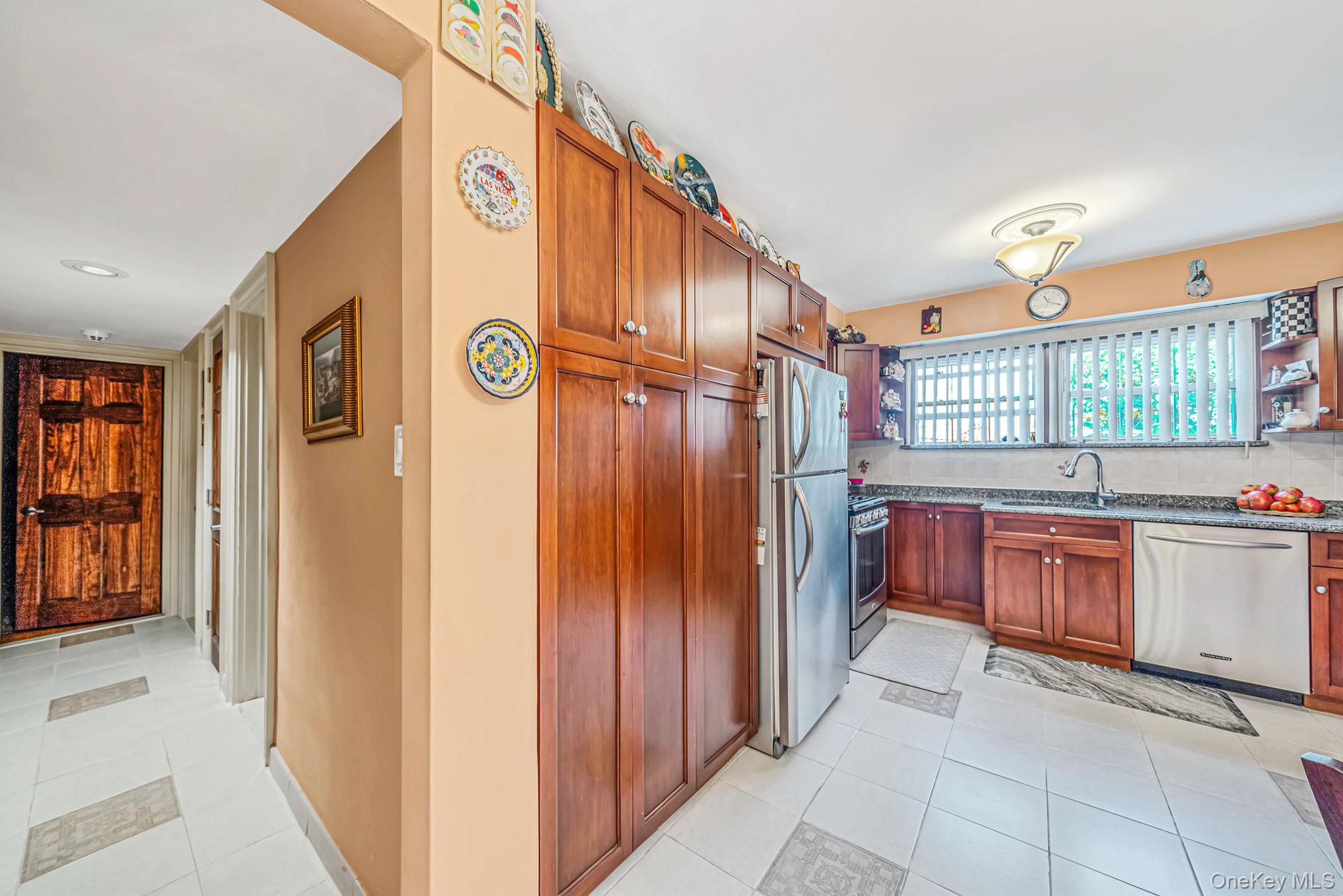 8618 164th Street