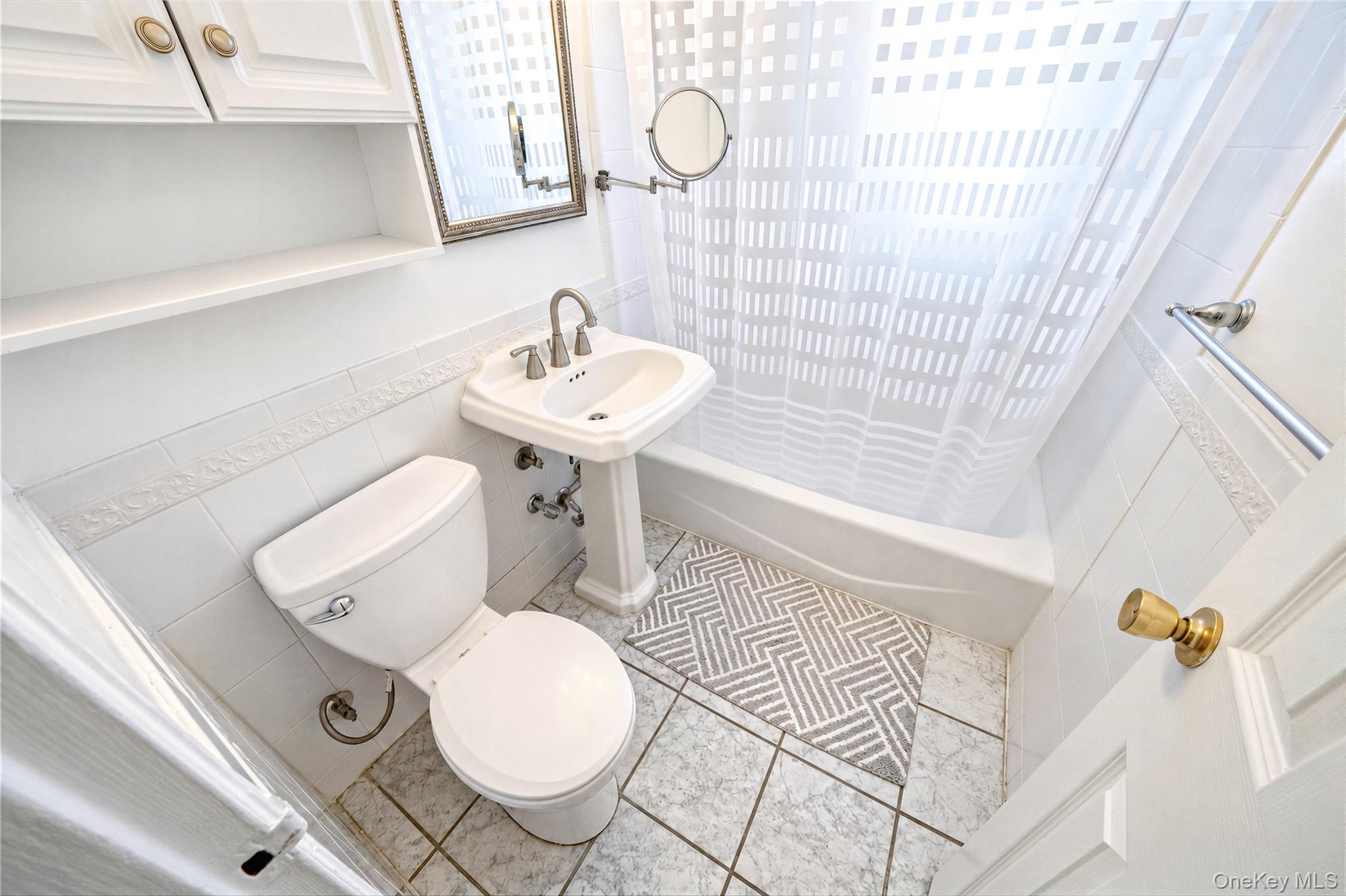 87-27 Marengo Street Unit: 2C