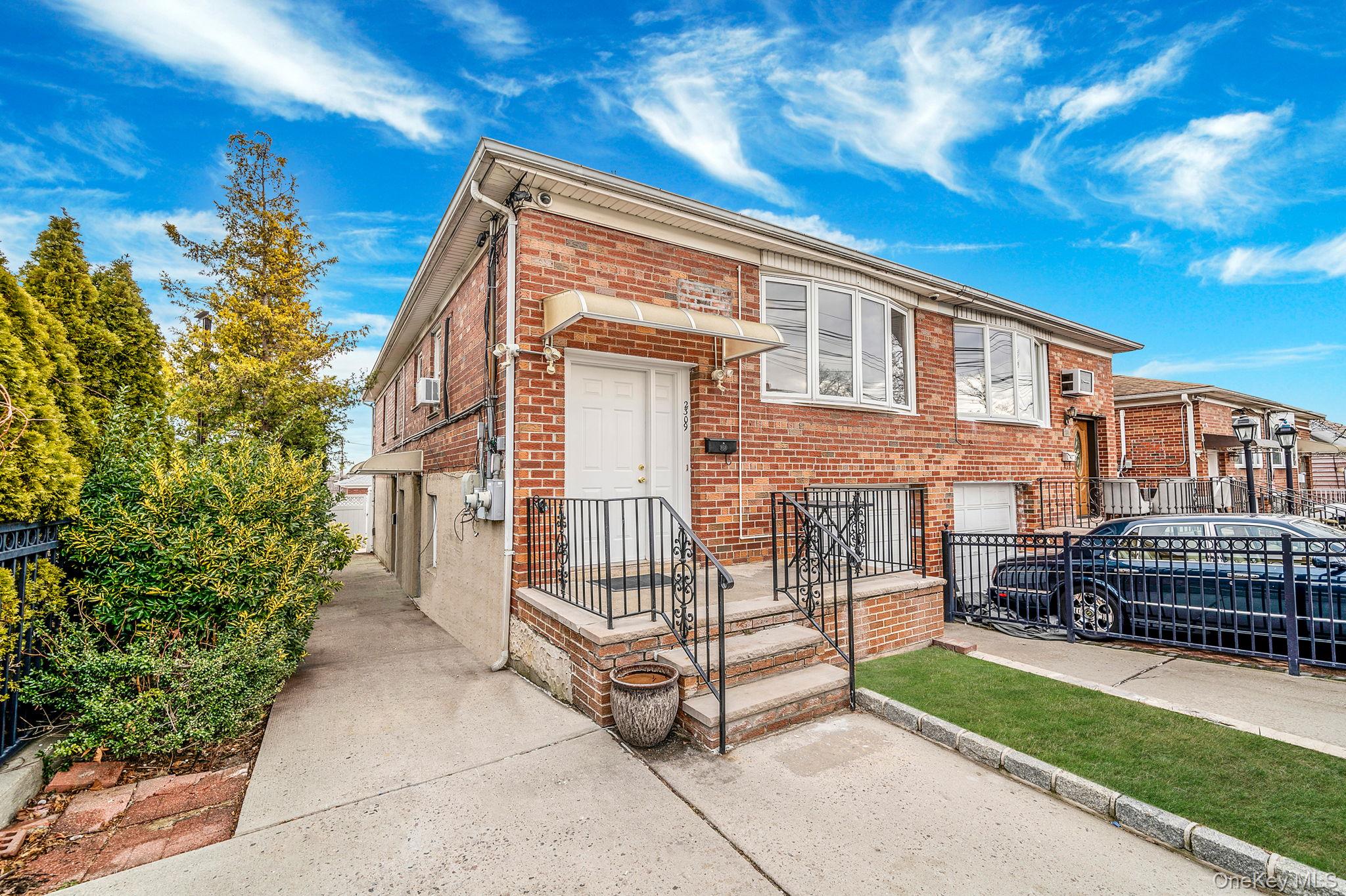 2309 128th Street Street