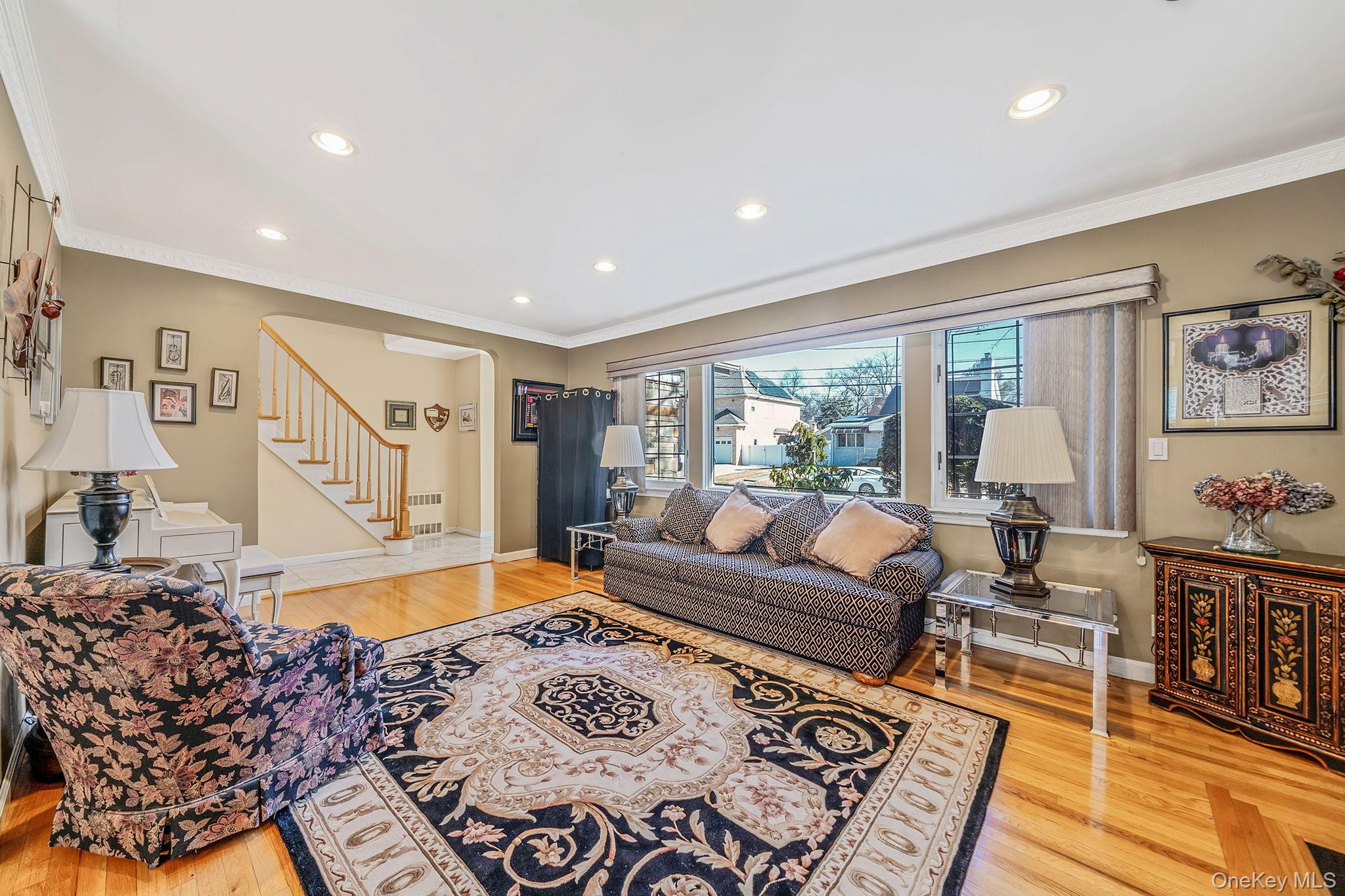 85-26 Palo Alto Street