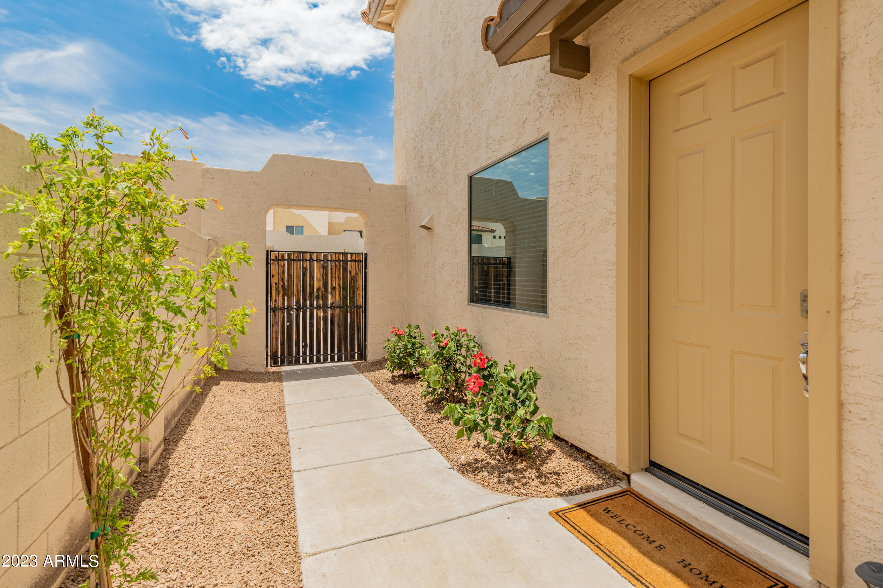 544 N Alma School Road Unit: 8