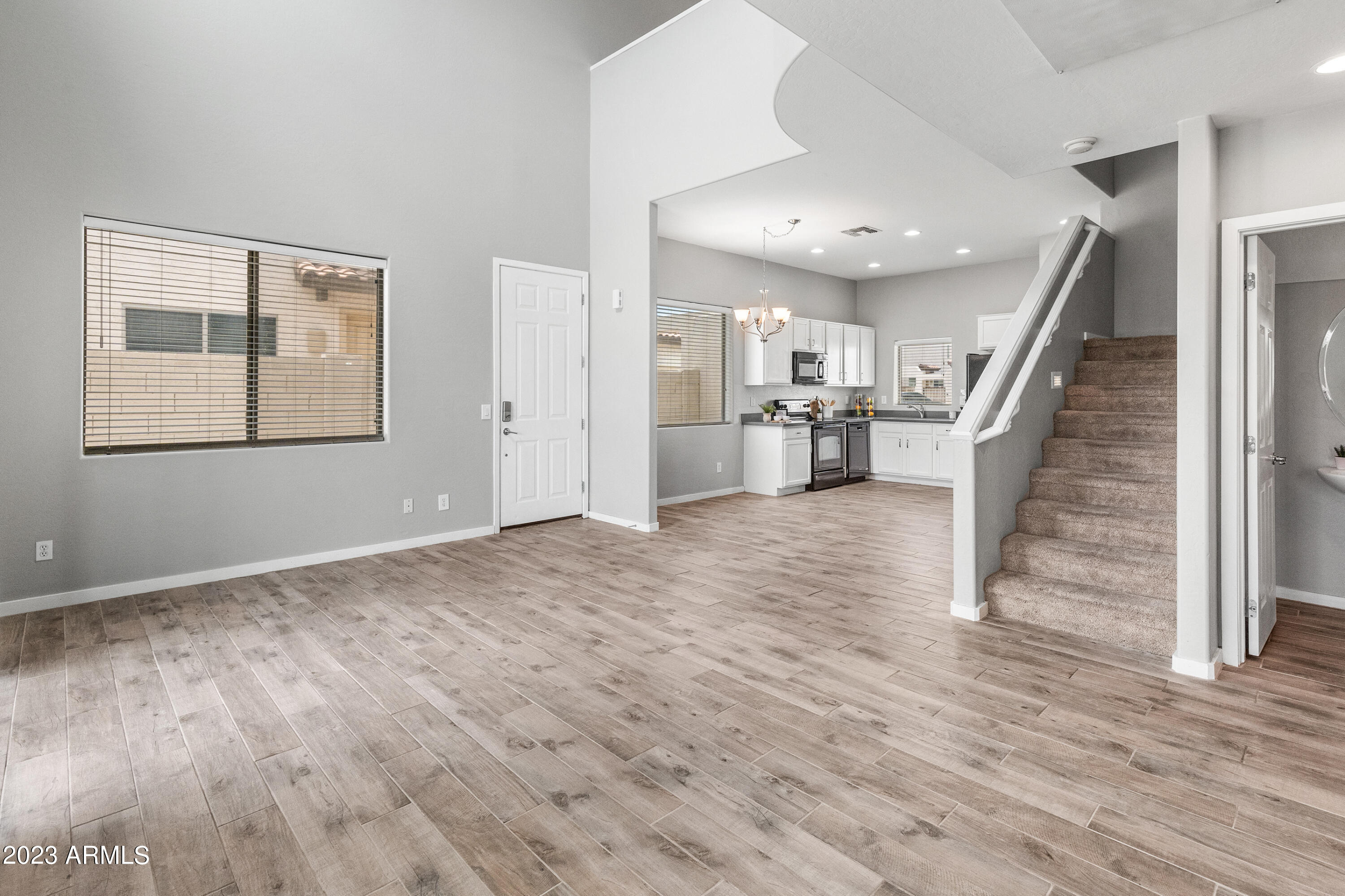 544 N Alma School Road Unit: 8