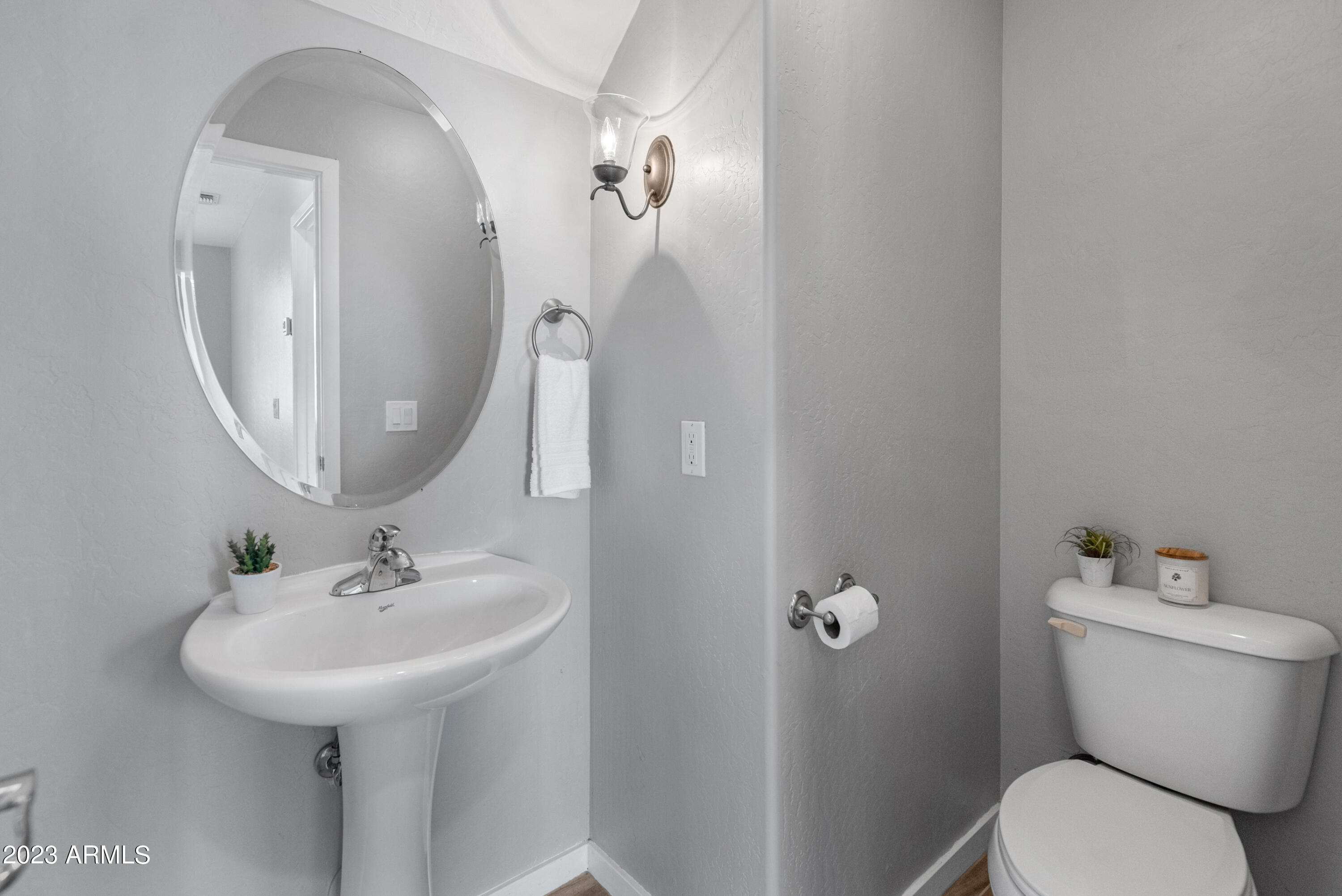544 N Alma School Road Unit: 8