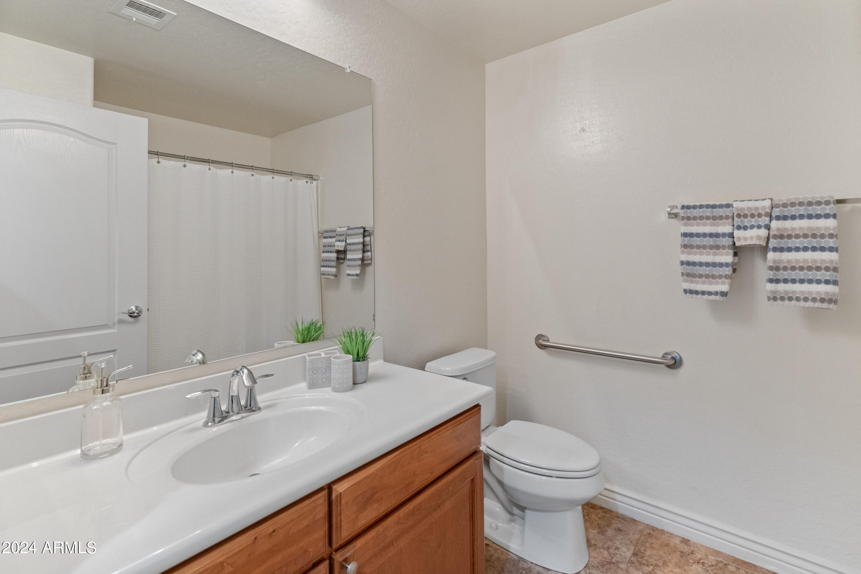 21320 N 56th Street Unit: 1052
