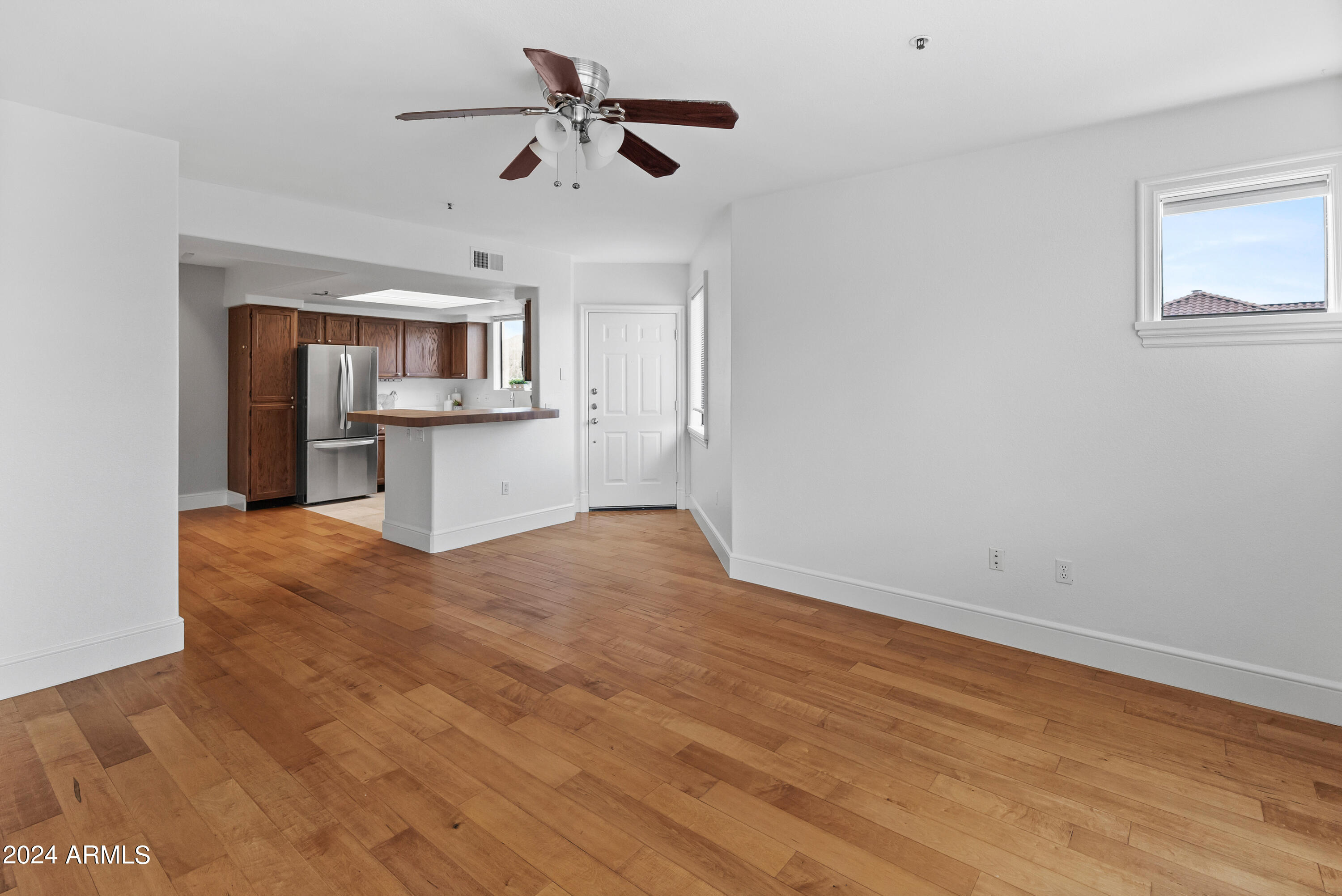 4925 E Desert Cove Avenue Unit: 317