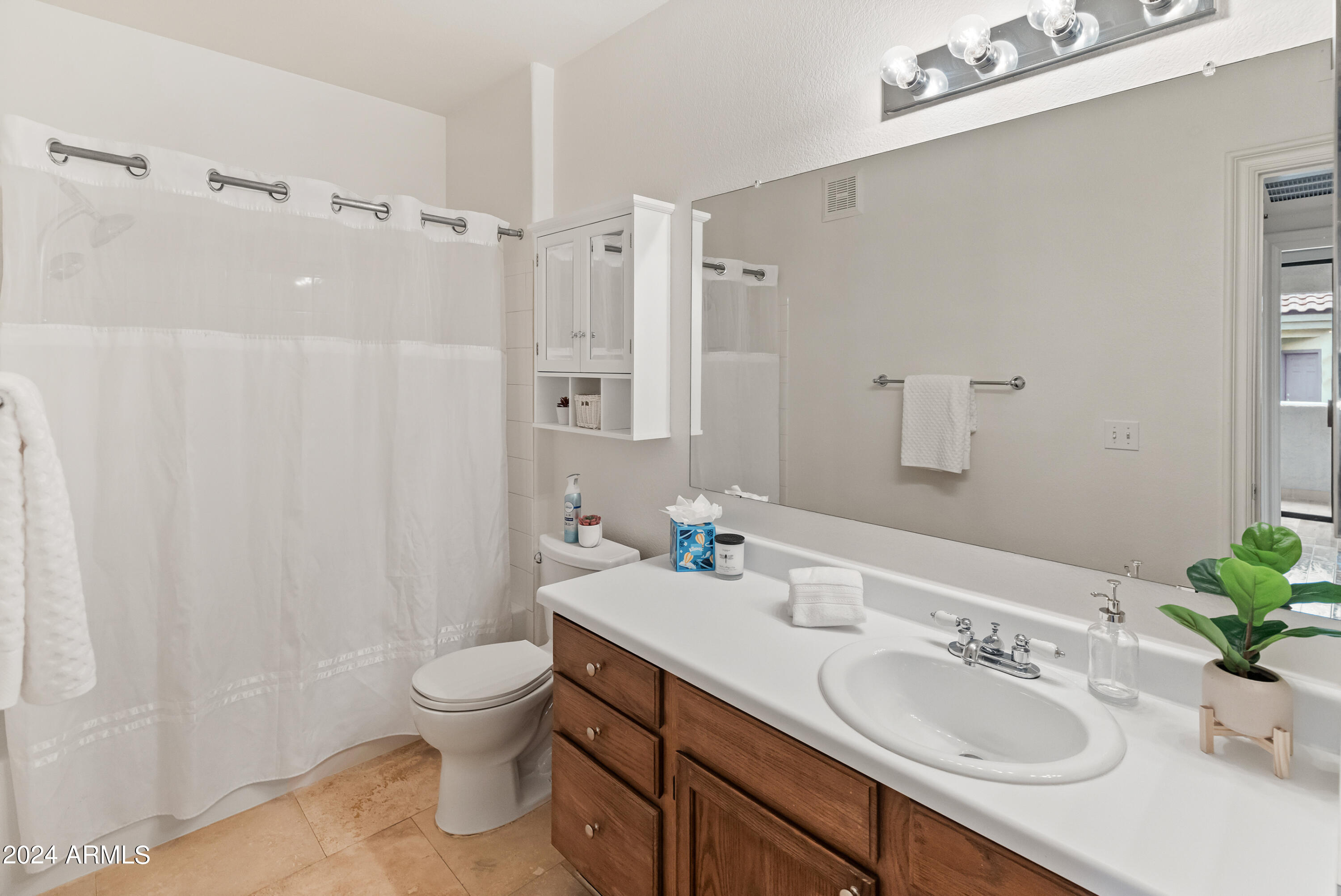 4925 E Desert Cove Avenue Unit: 317