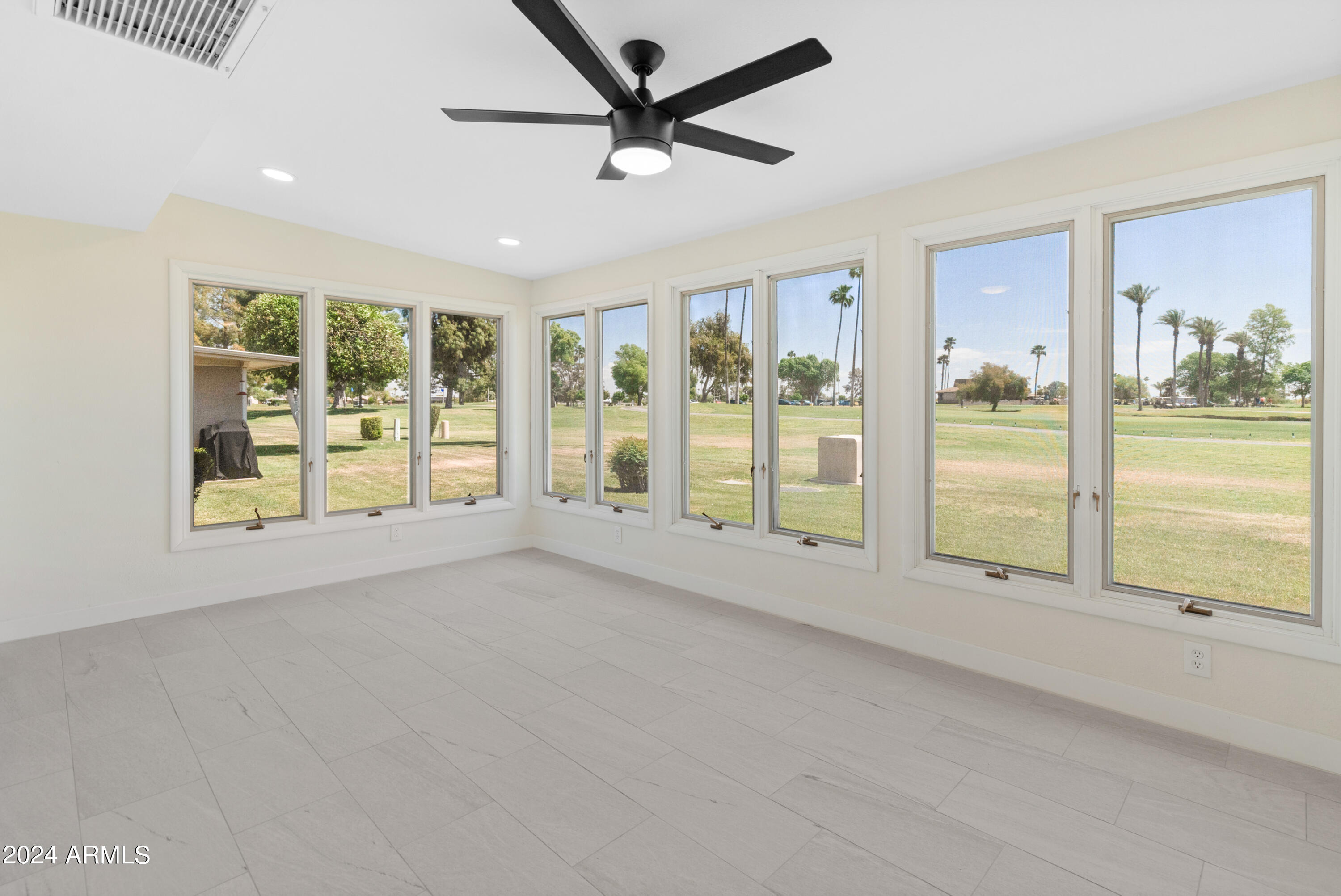 10534 W TROPICANA Circle