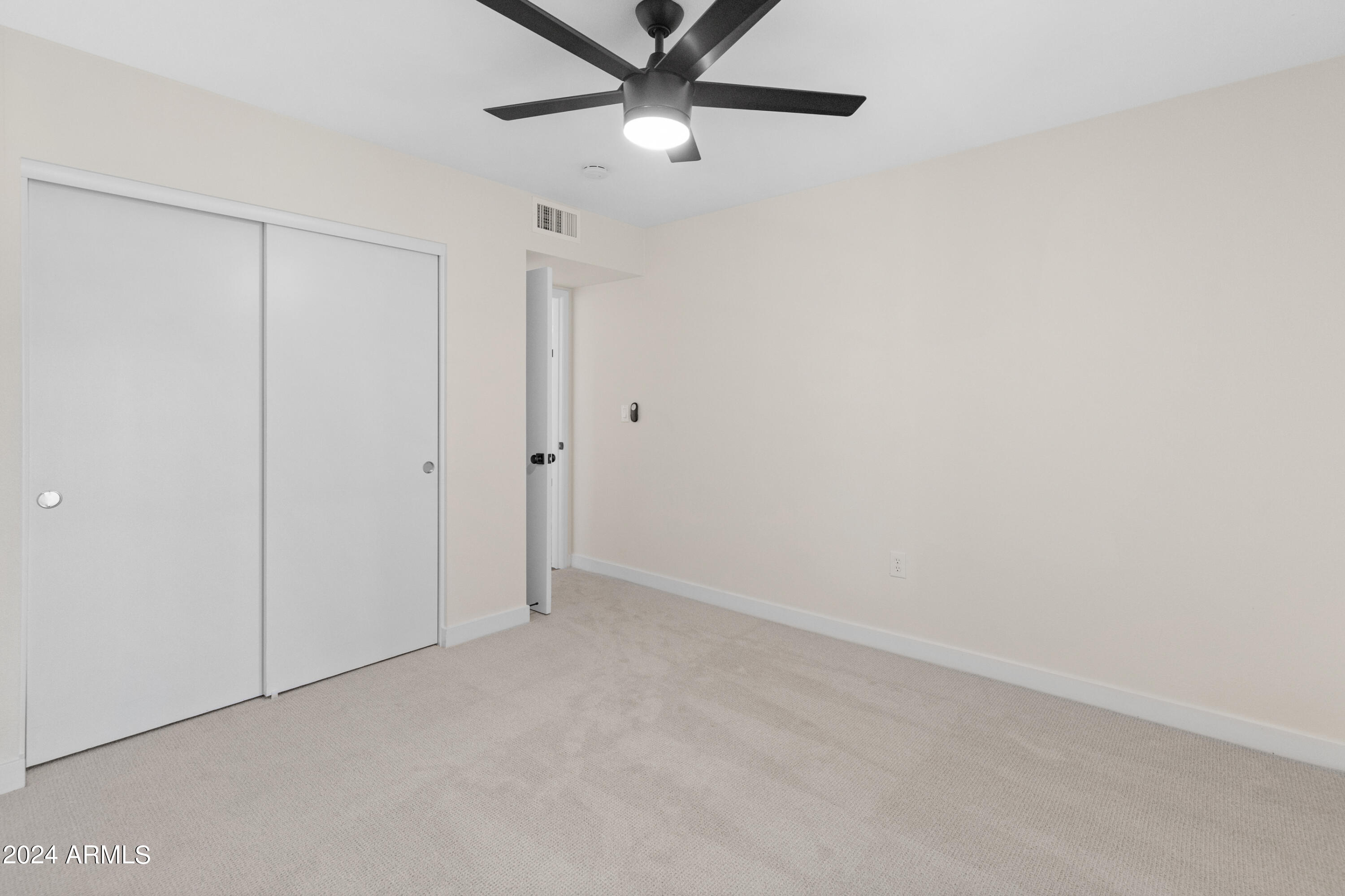 10534 W TROPICANA Circle