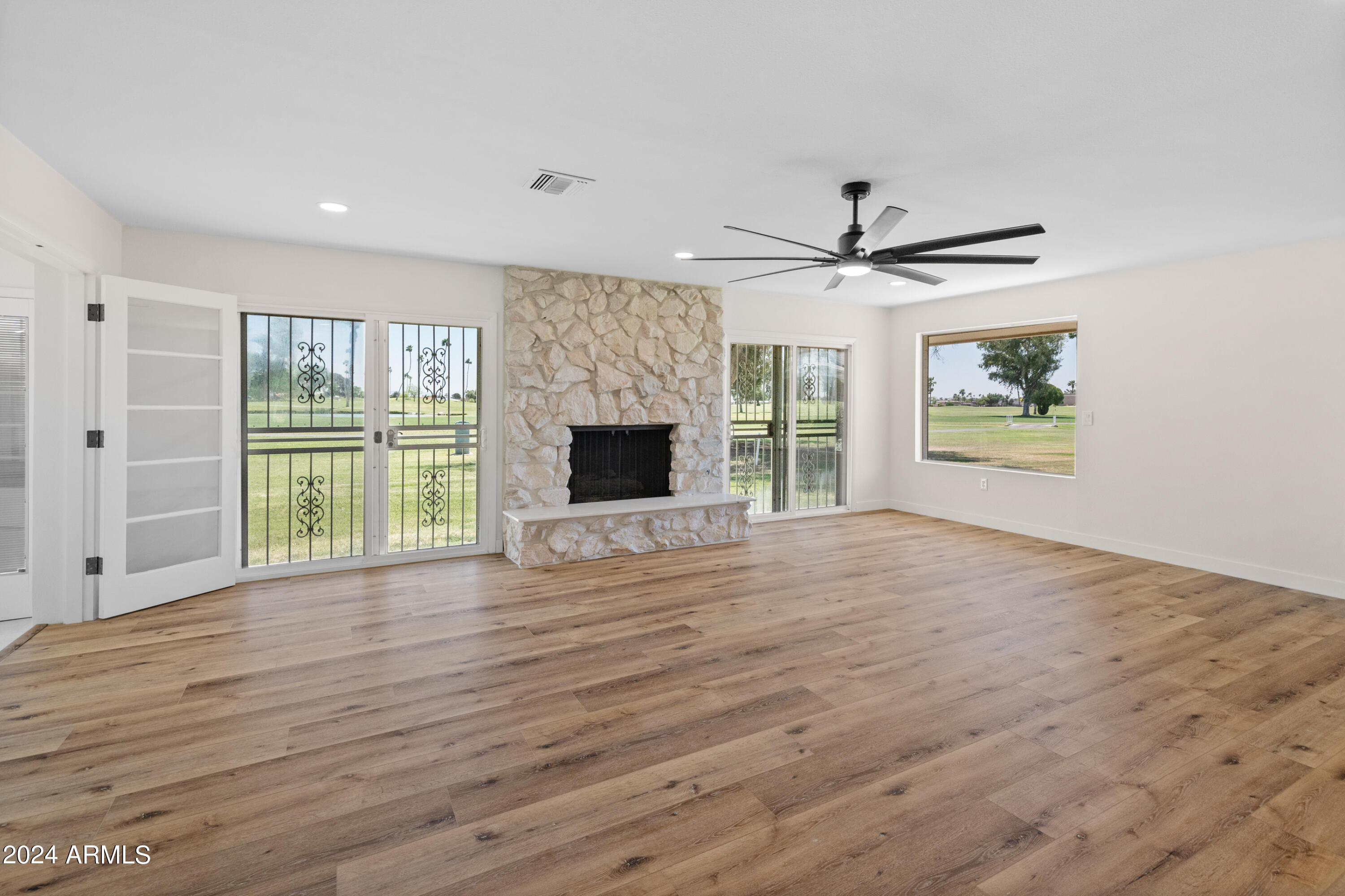 10534 W TROPICANA Circle