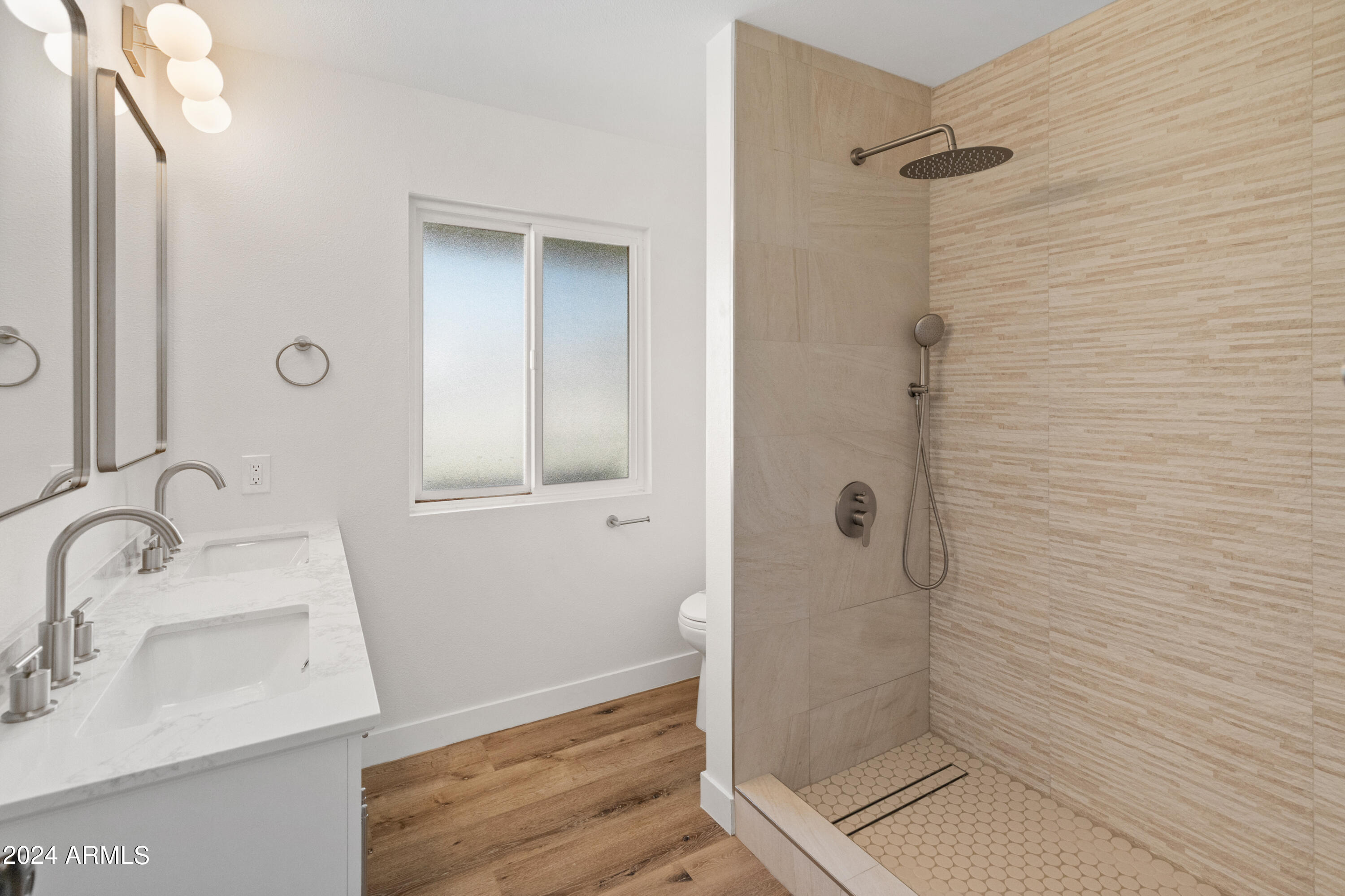 10534 W TROPICANA Circle