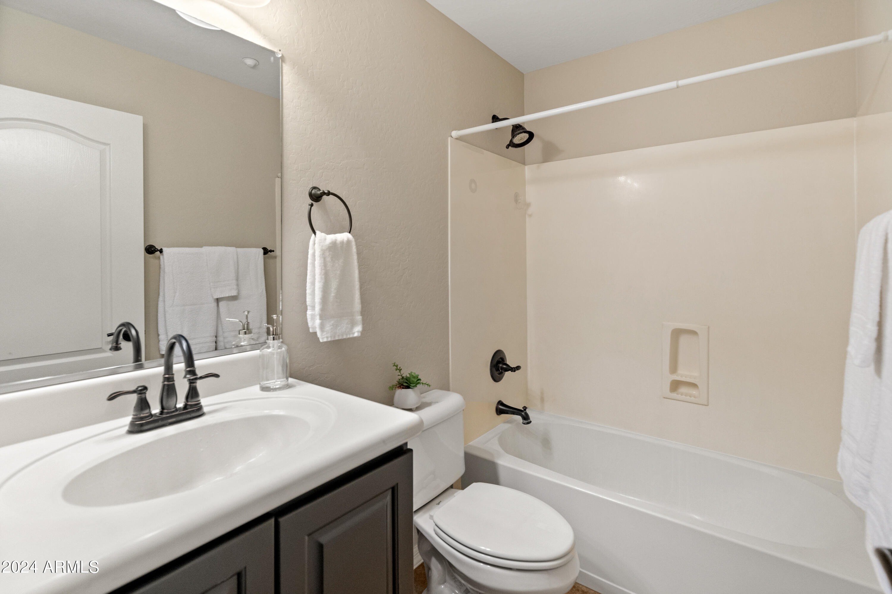 6940 E Cochise Road # 1039