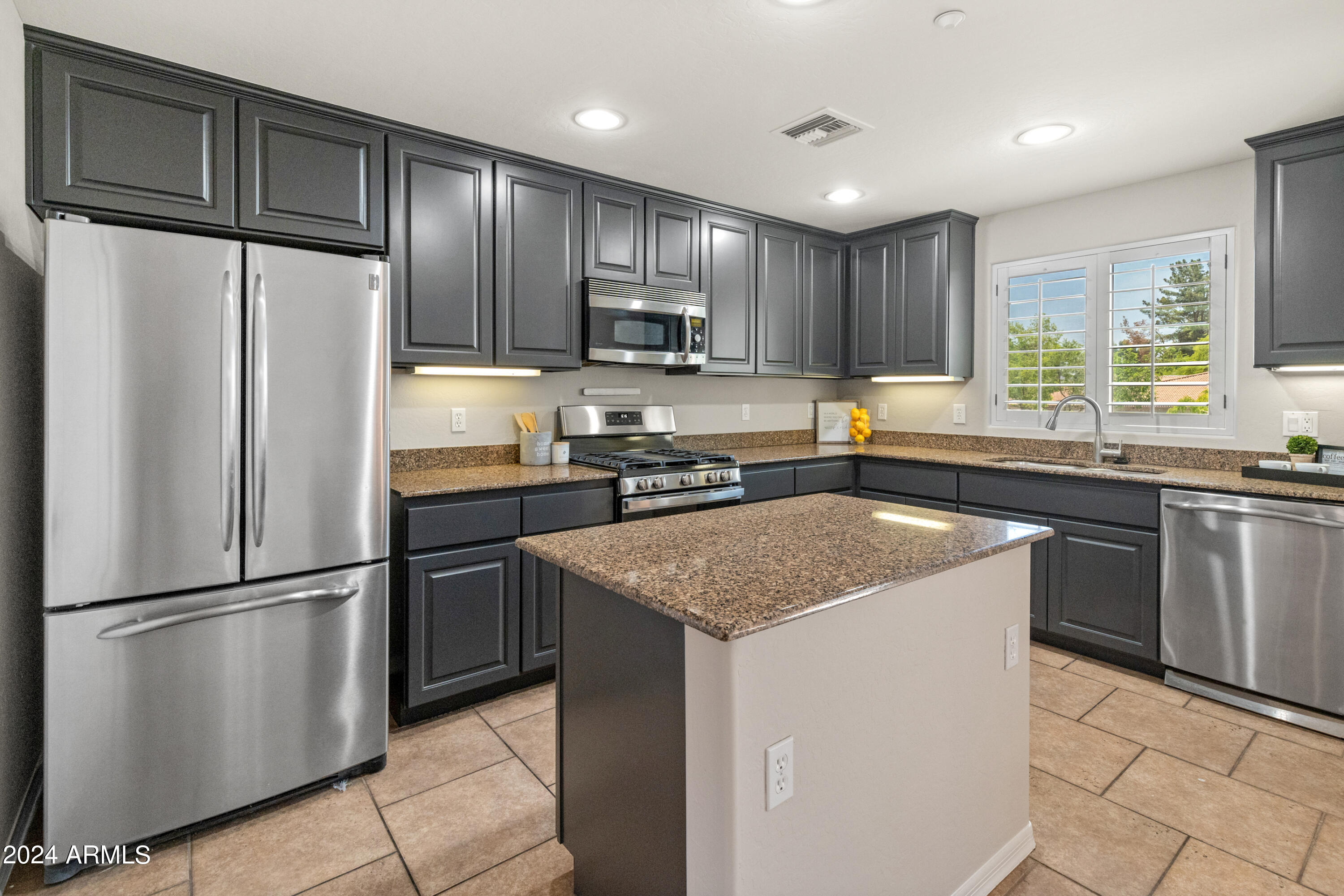 6940 E Cochise Road # 1039
