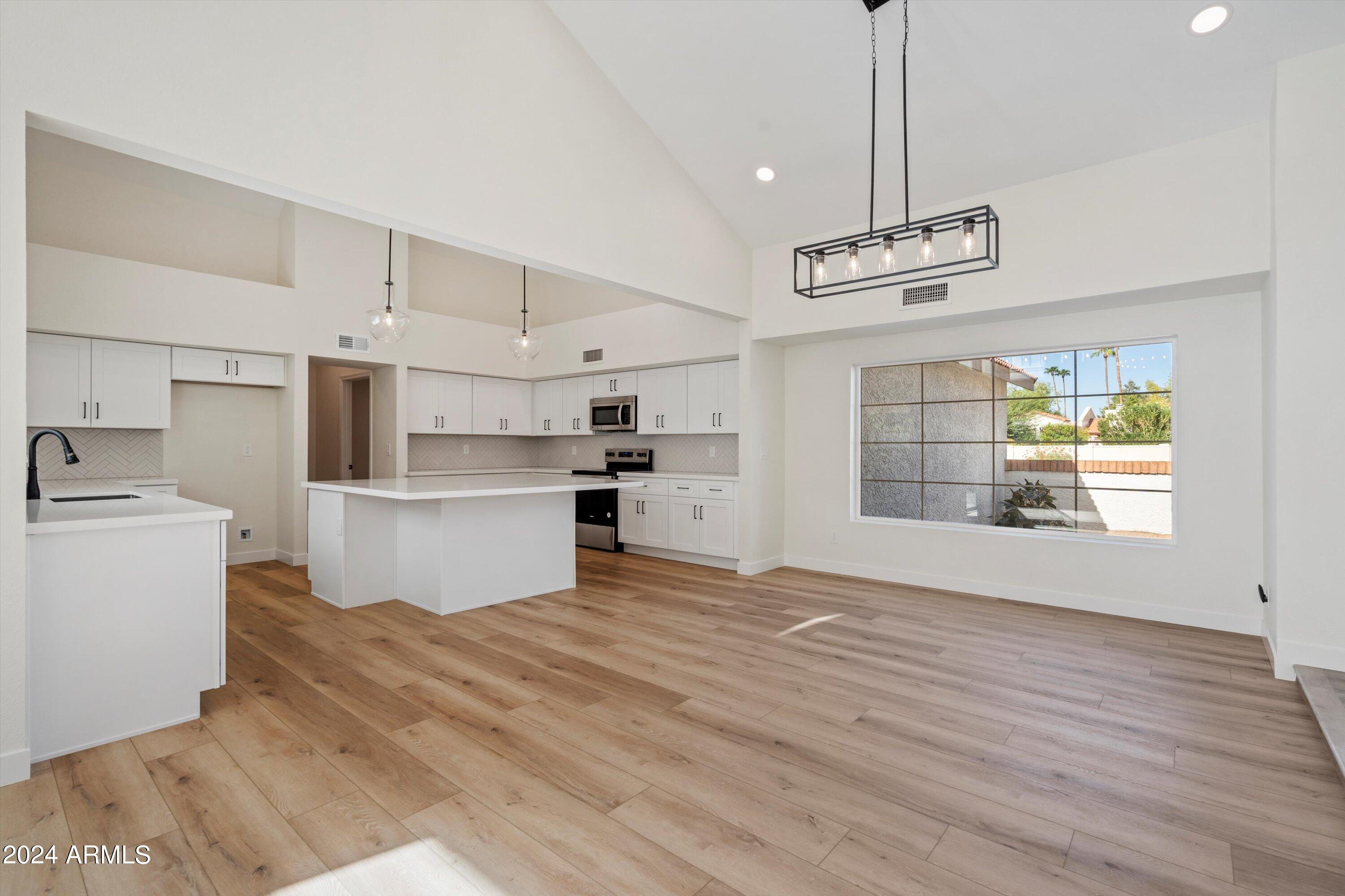 7629 S LOS FELIZ Drive