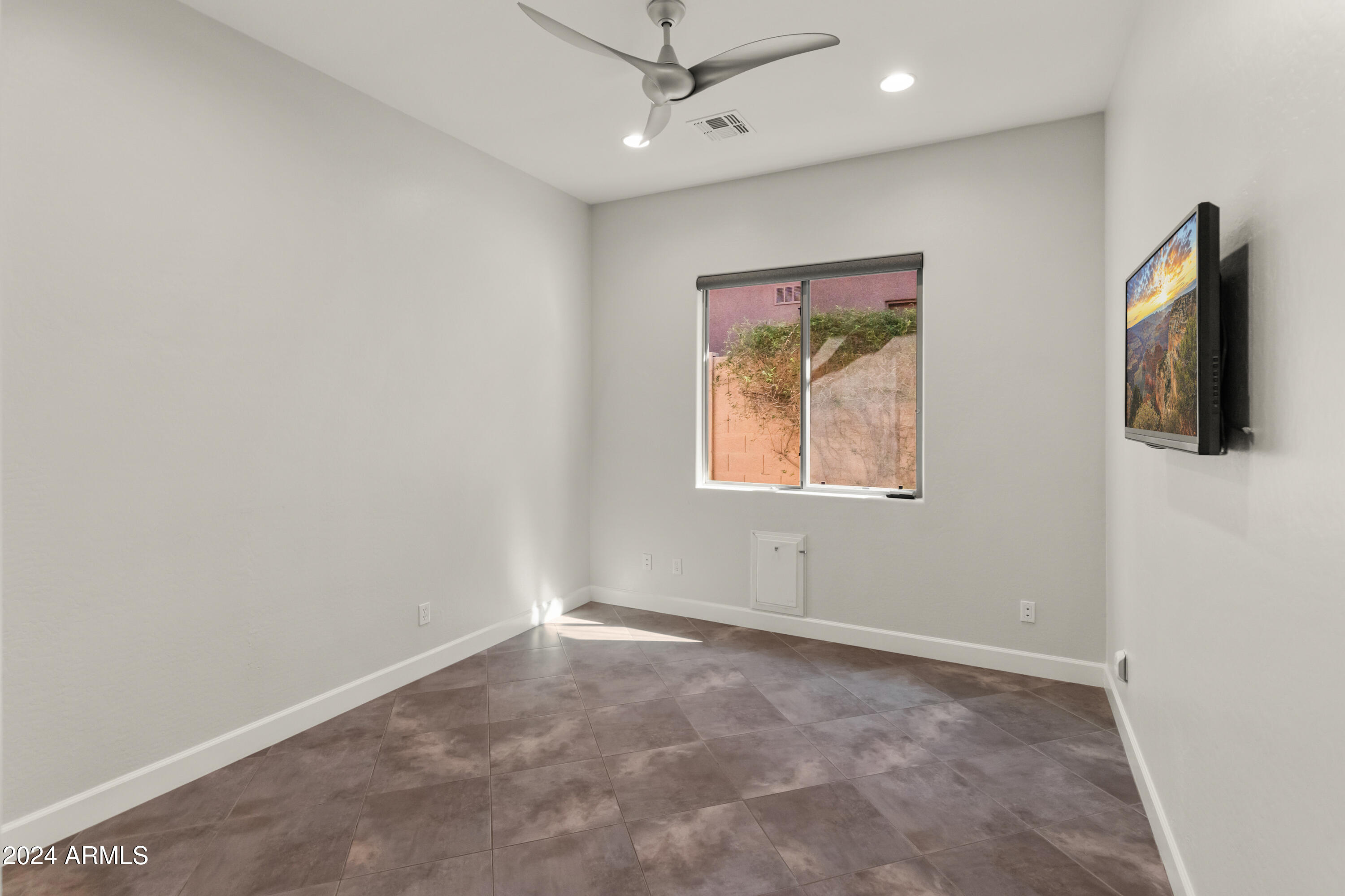 5309 E Barwick Drive