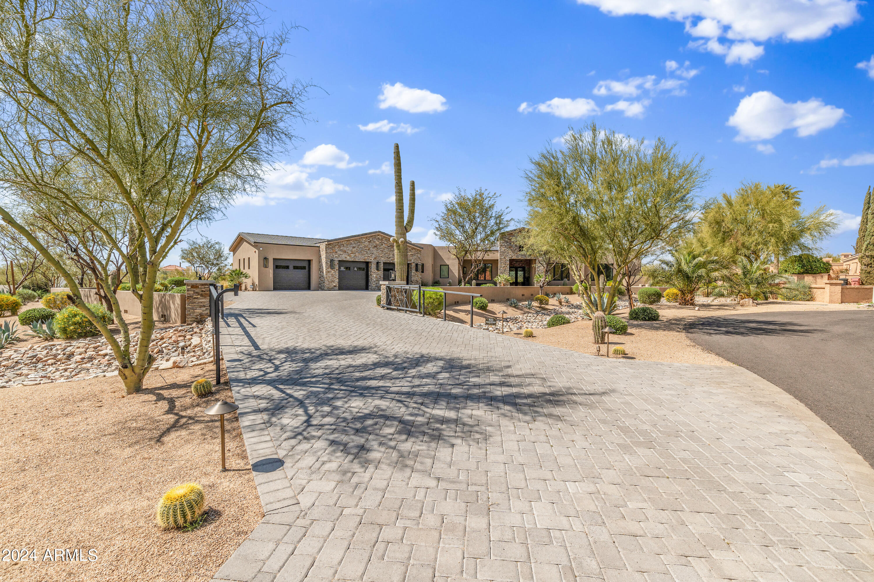 27225 N 71st Place