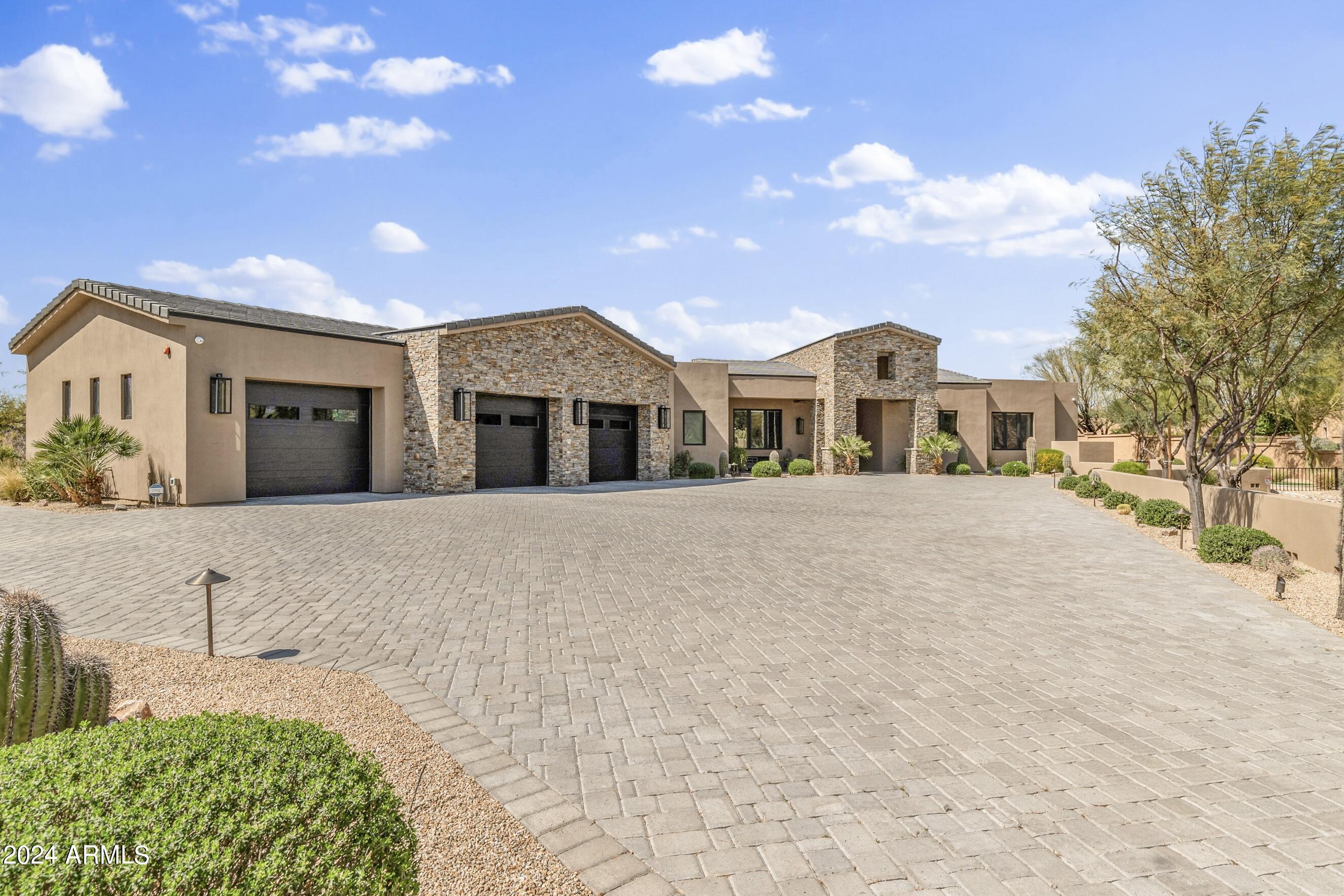 27225 N 71st Place