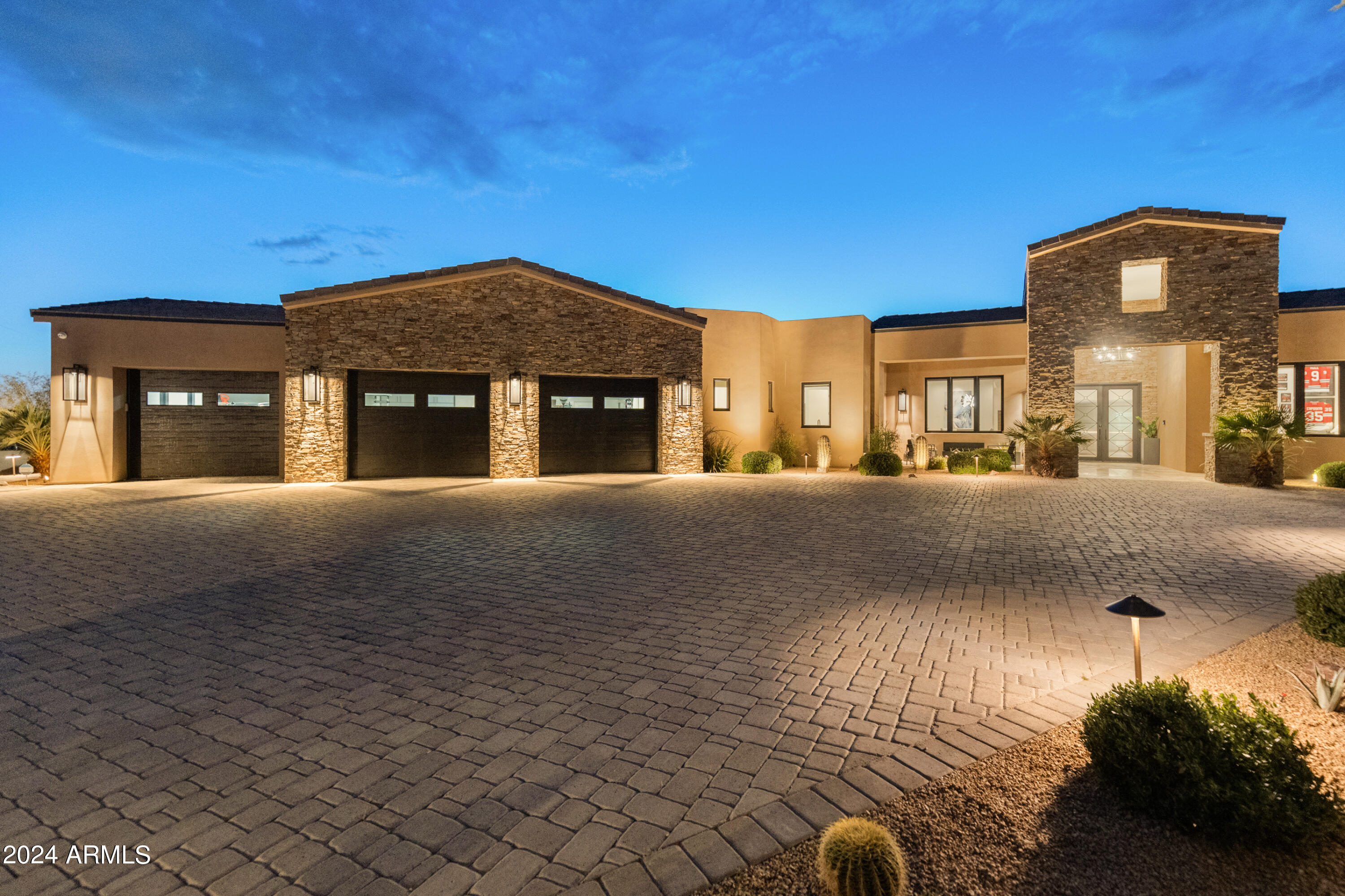 27225 N 71st Place