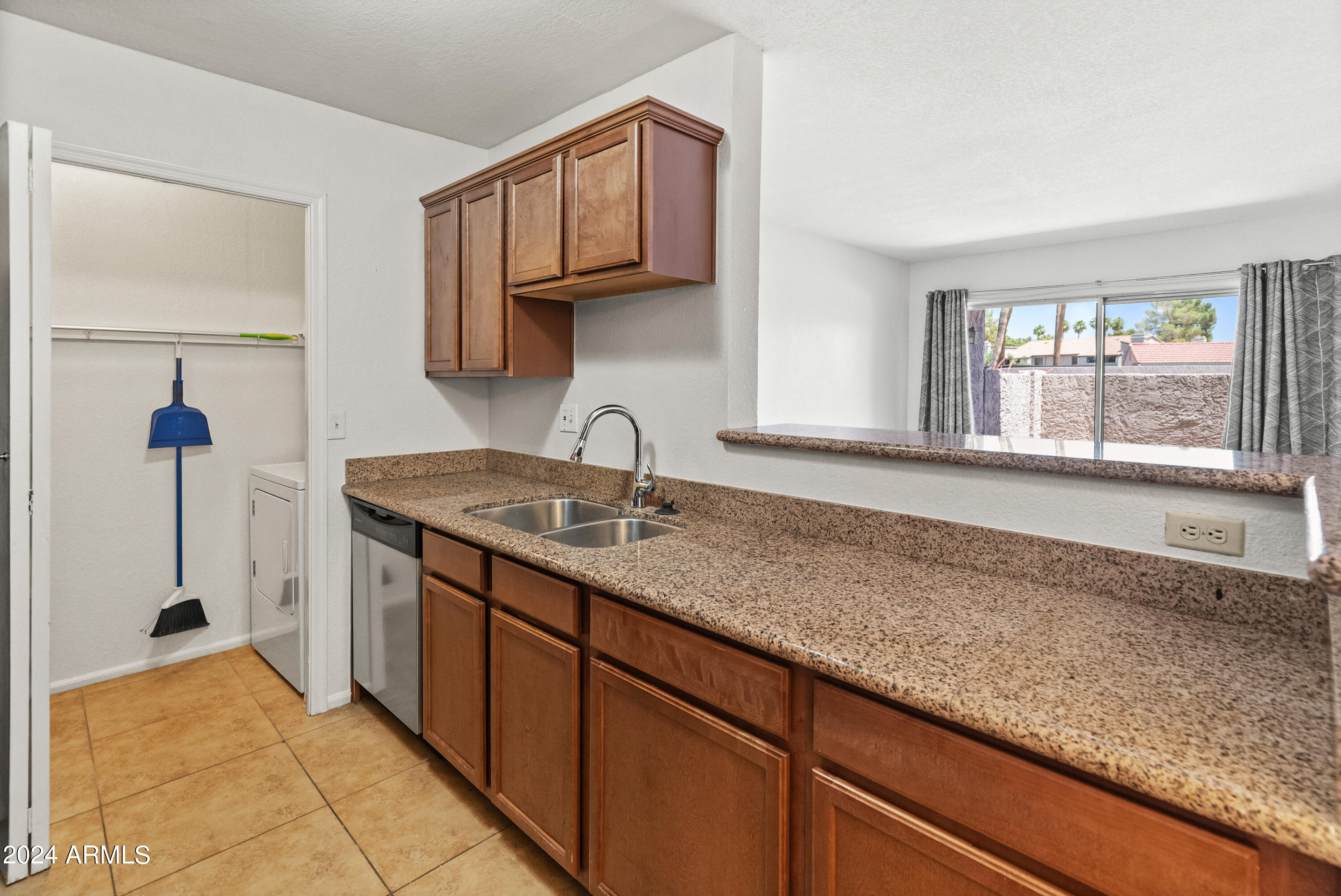 623 W GUADALUPE Road # 174