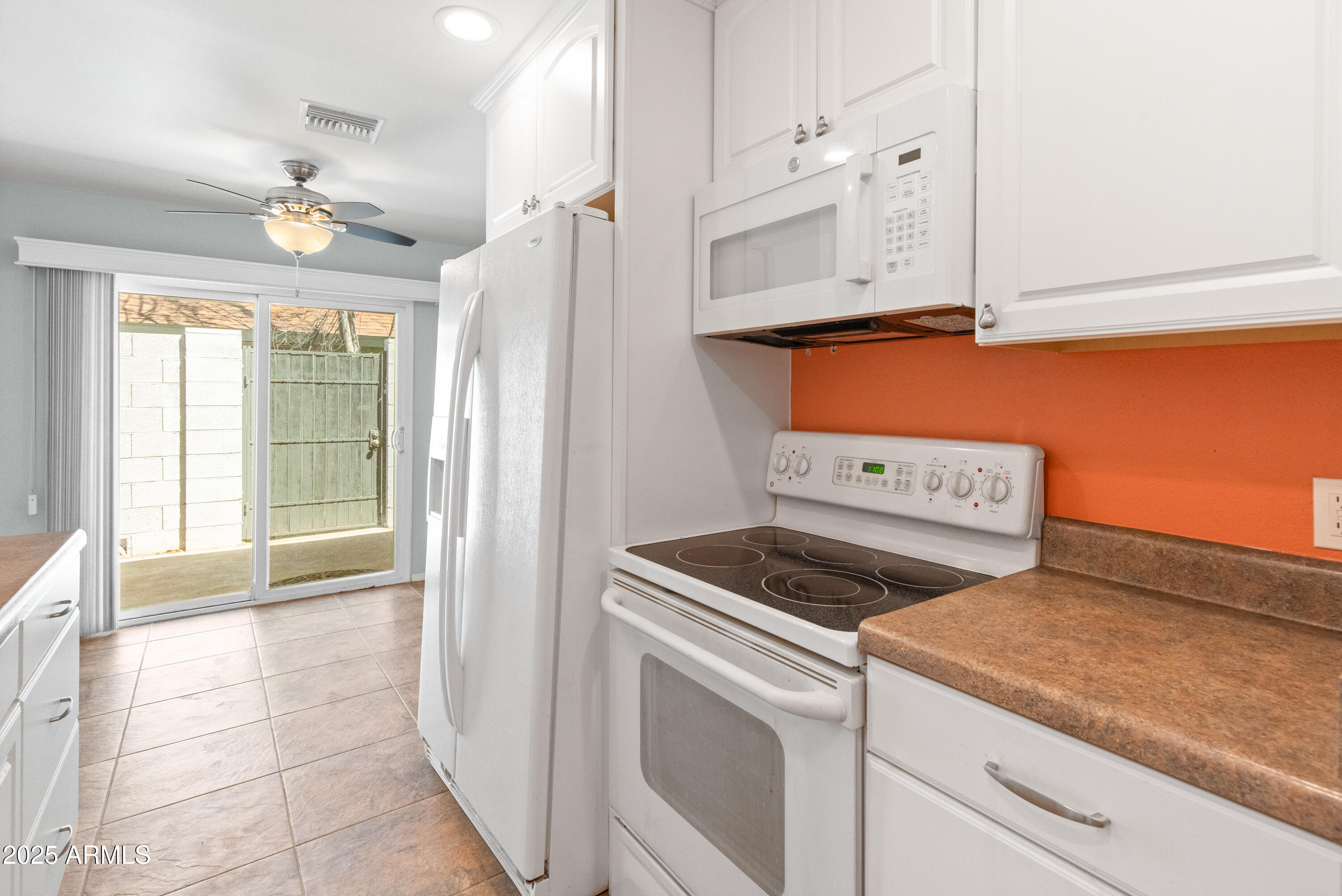 8412 E ROOSEVELT Street