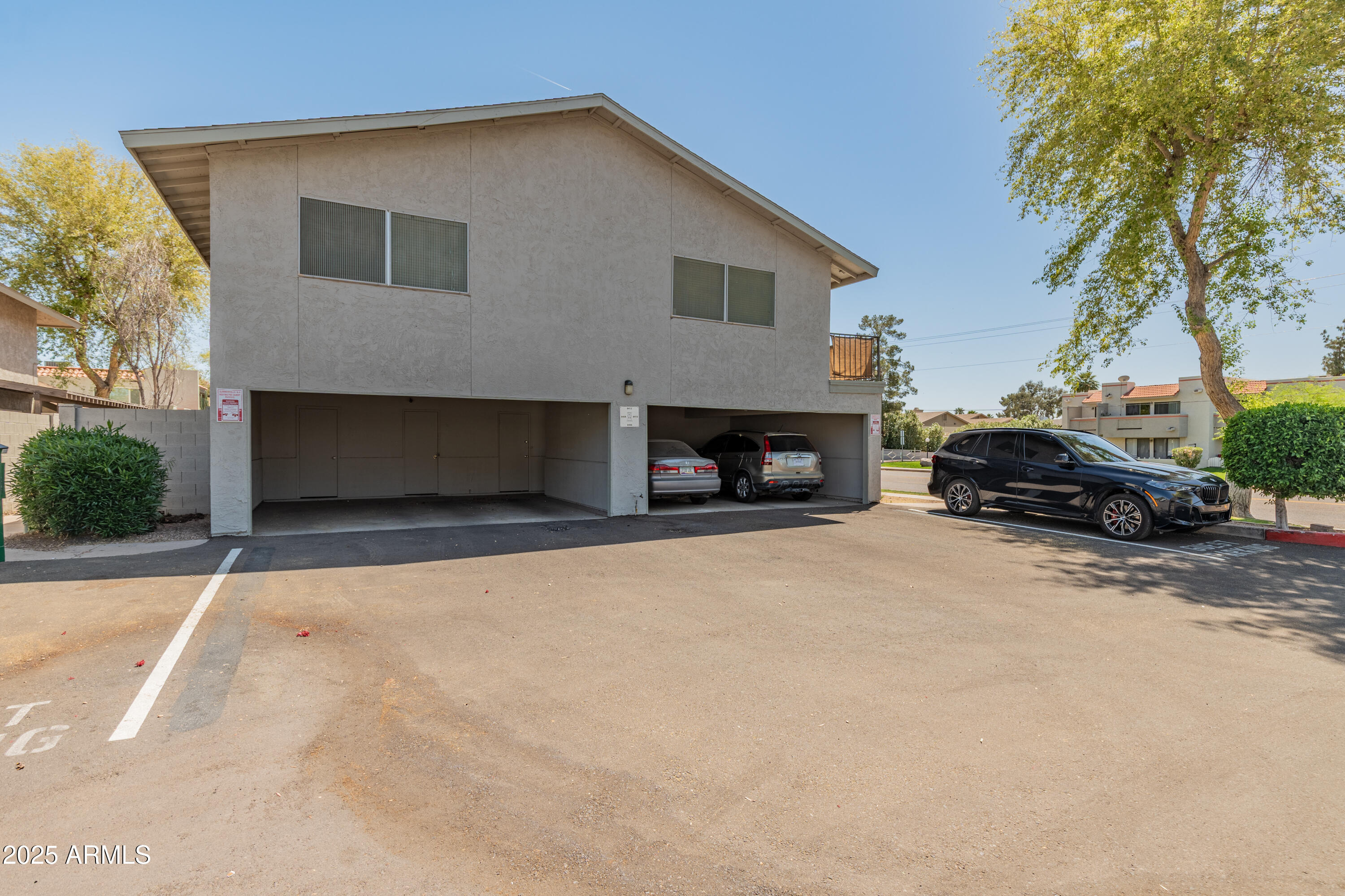 8412 E ROOSEVELT Street