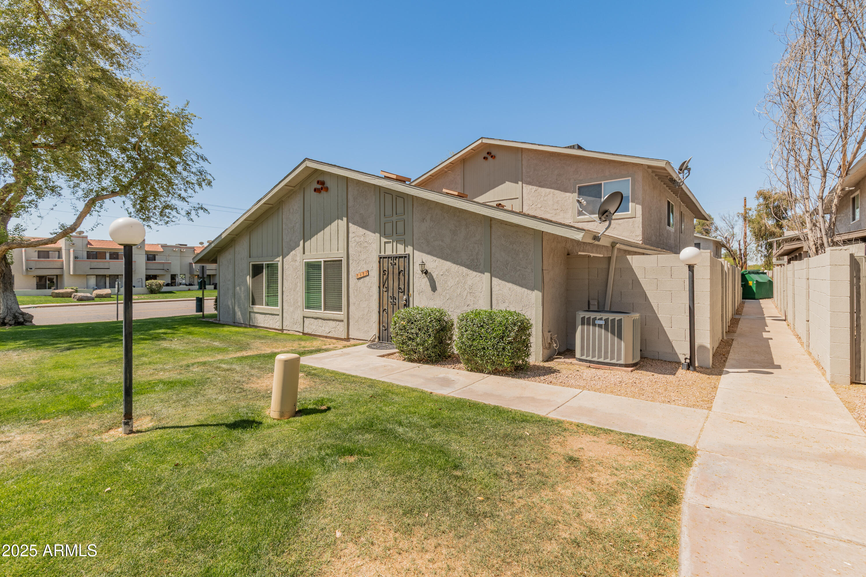 8412 E ROOSEVELT Street