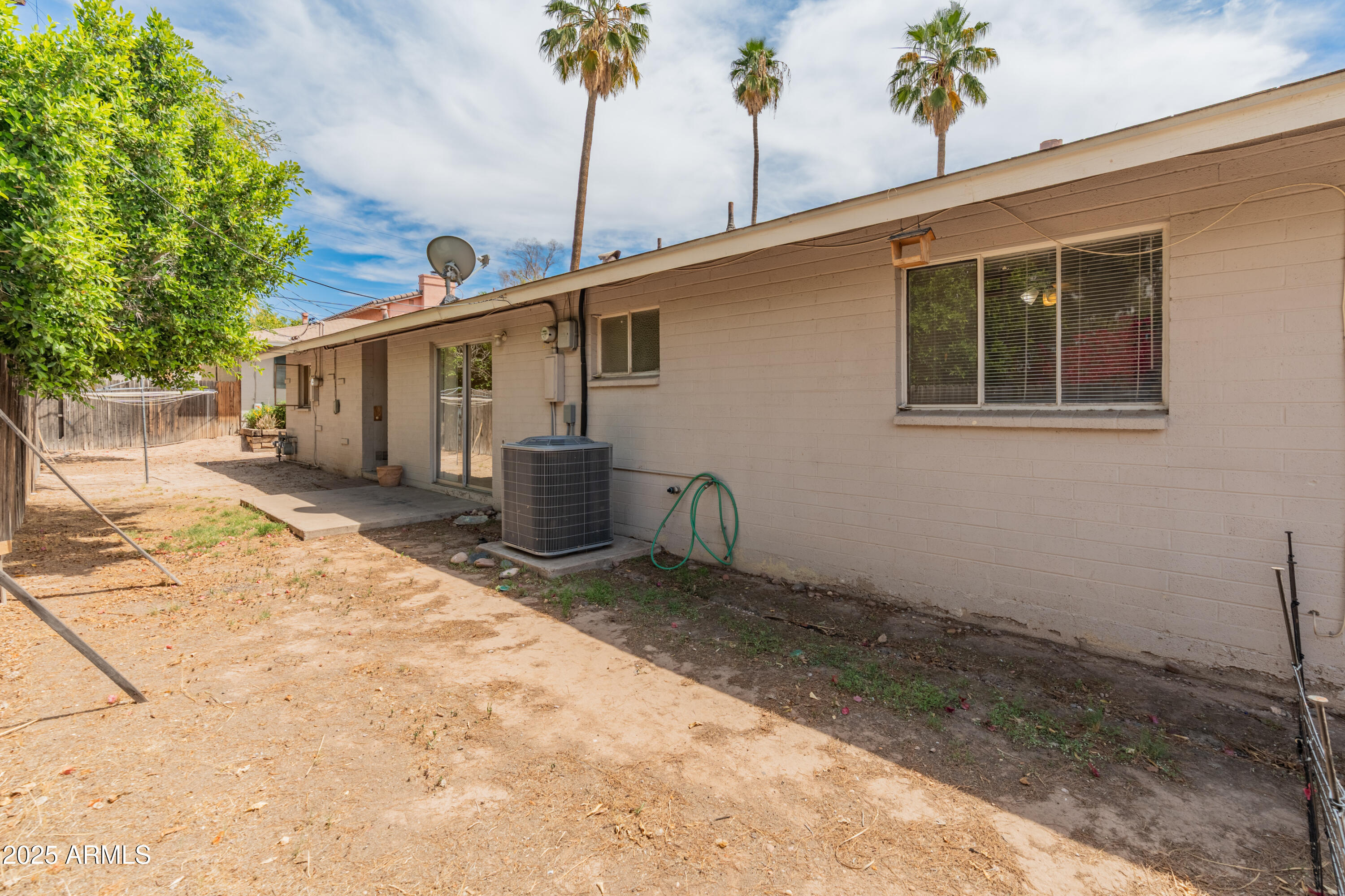 524 W FAIRWAY Drive, 9